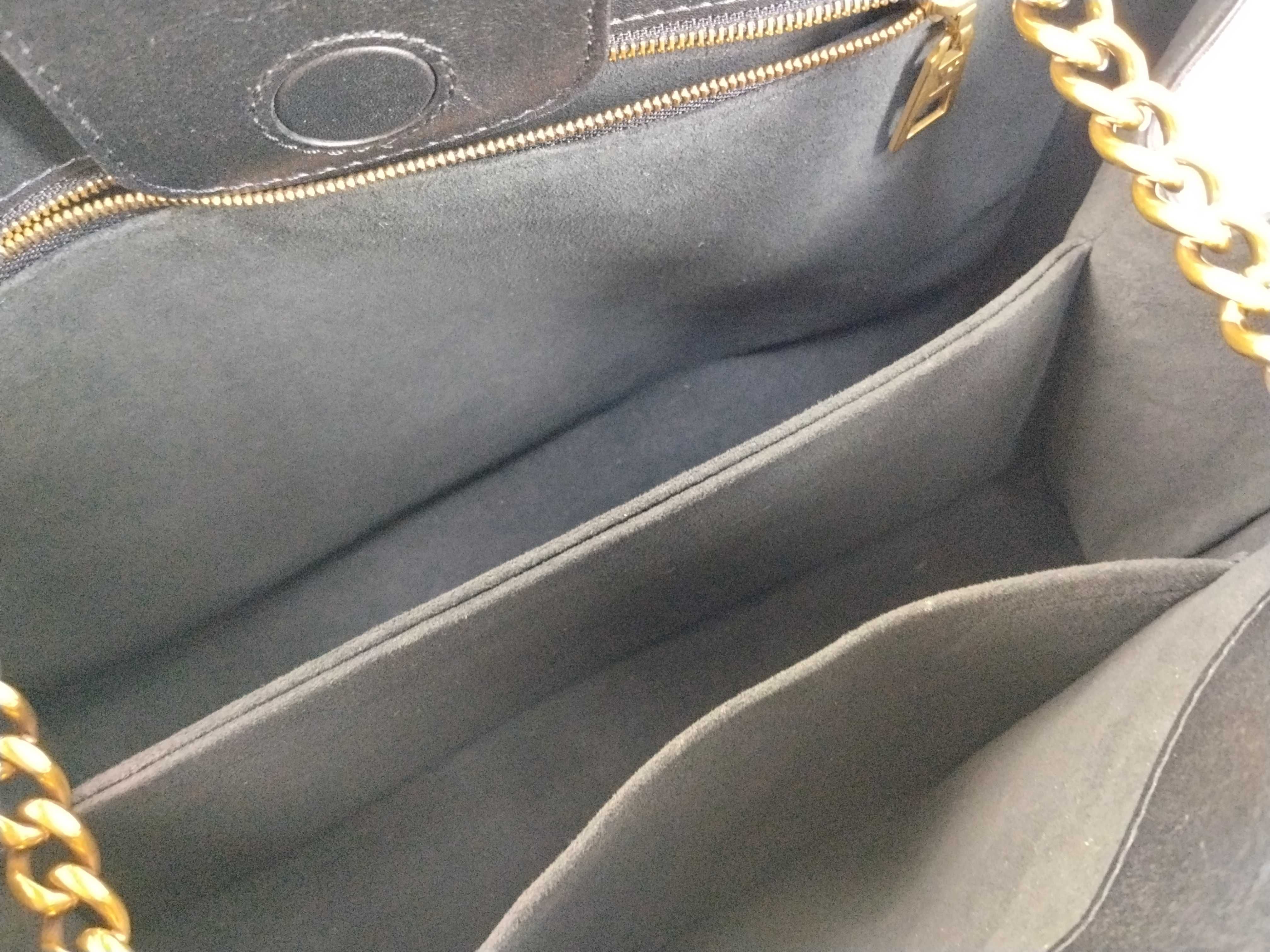 New Wave 2-Way Handbag — view 10