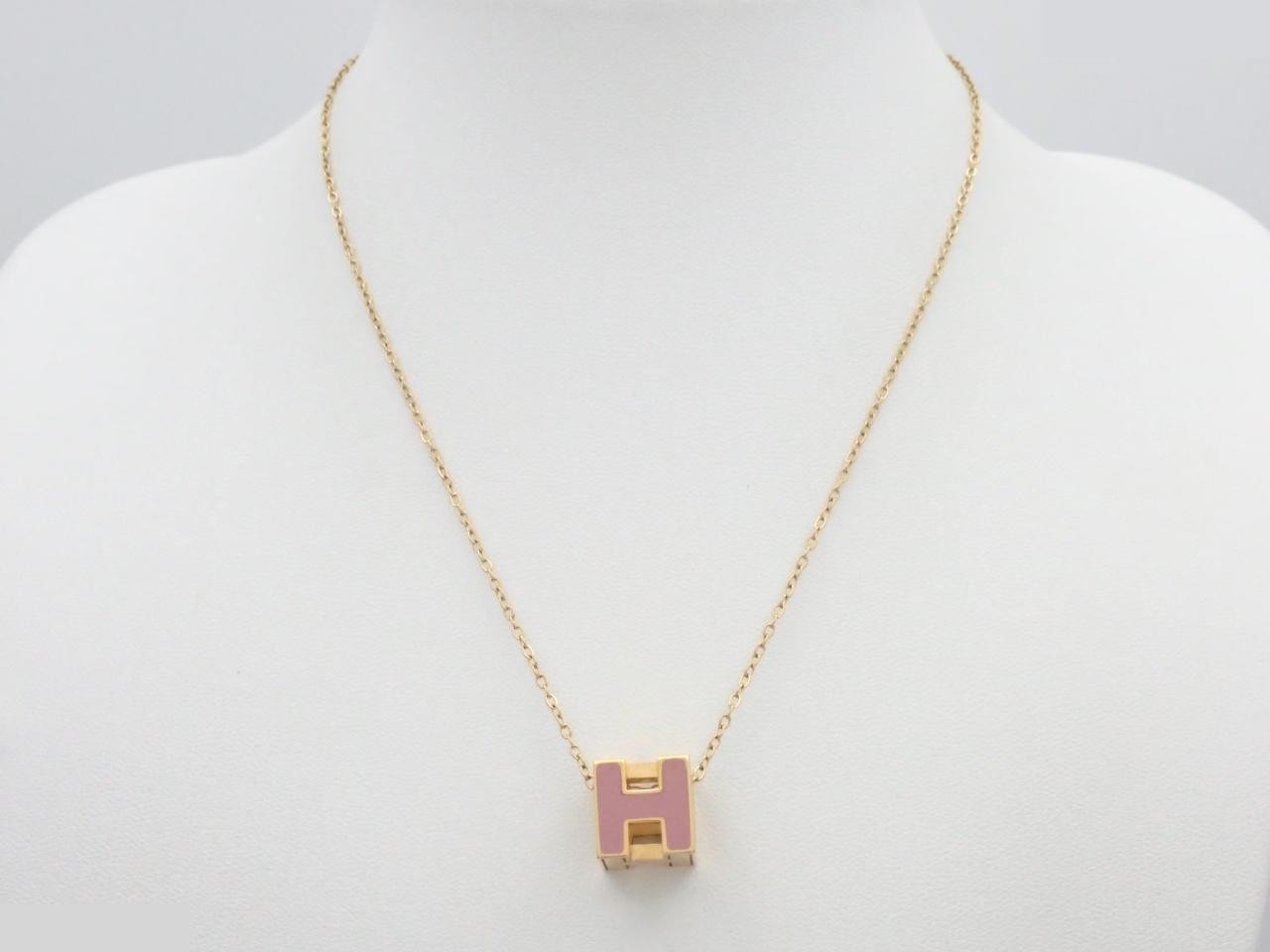 Necklace, H-cube design, gold, chain approximately 40cm — view 3