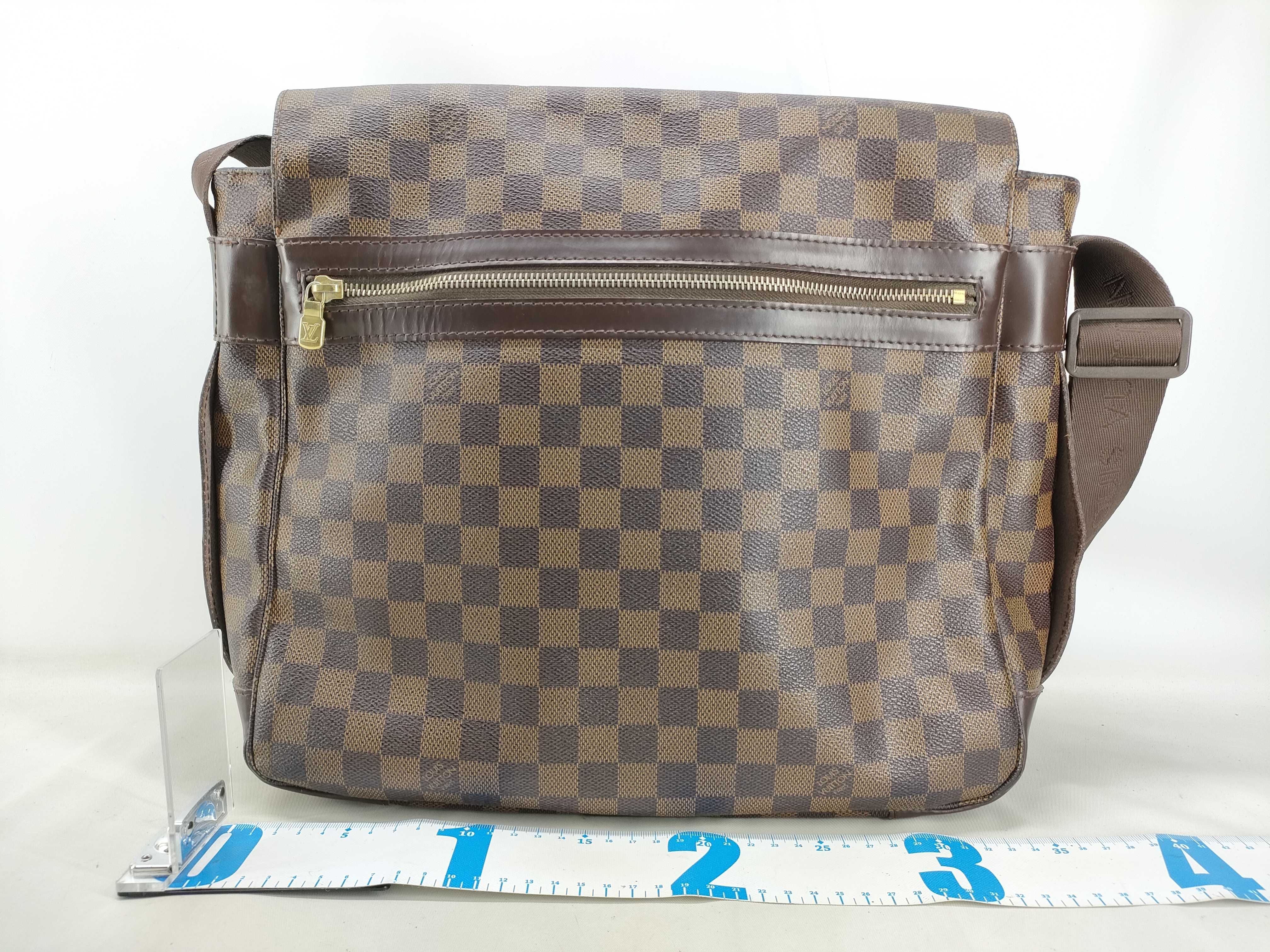 Damier Vuitton Shoulder Bag — view 2