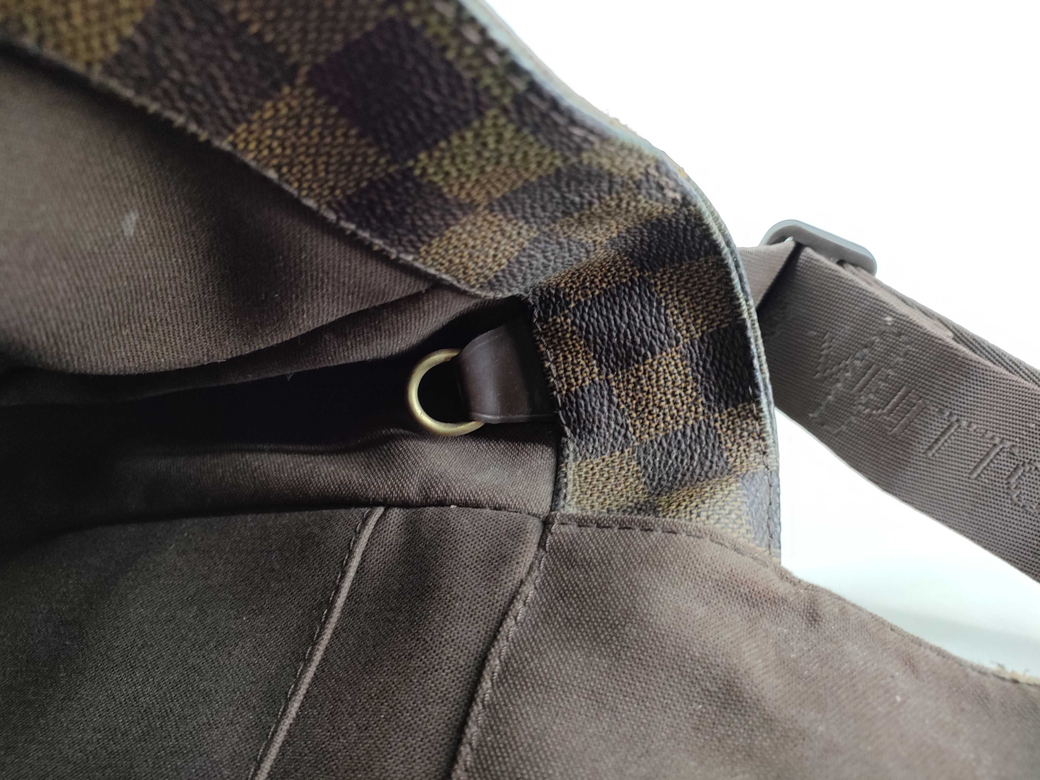 Damier Vuitton Shoulder Bag — view 11