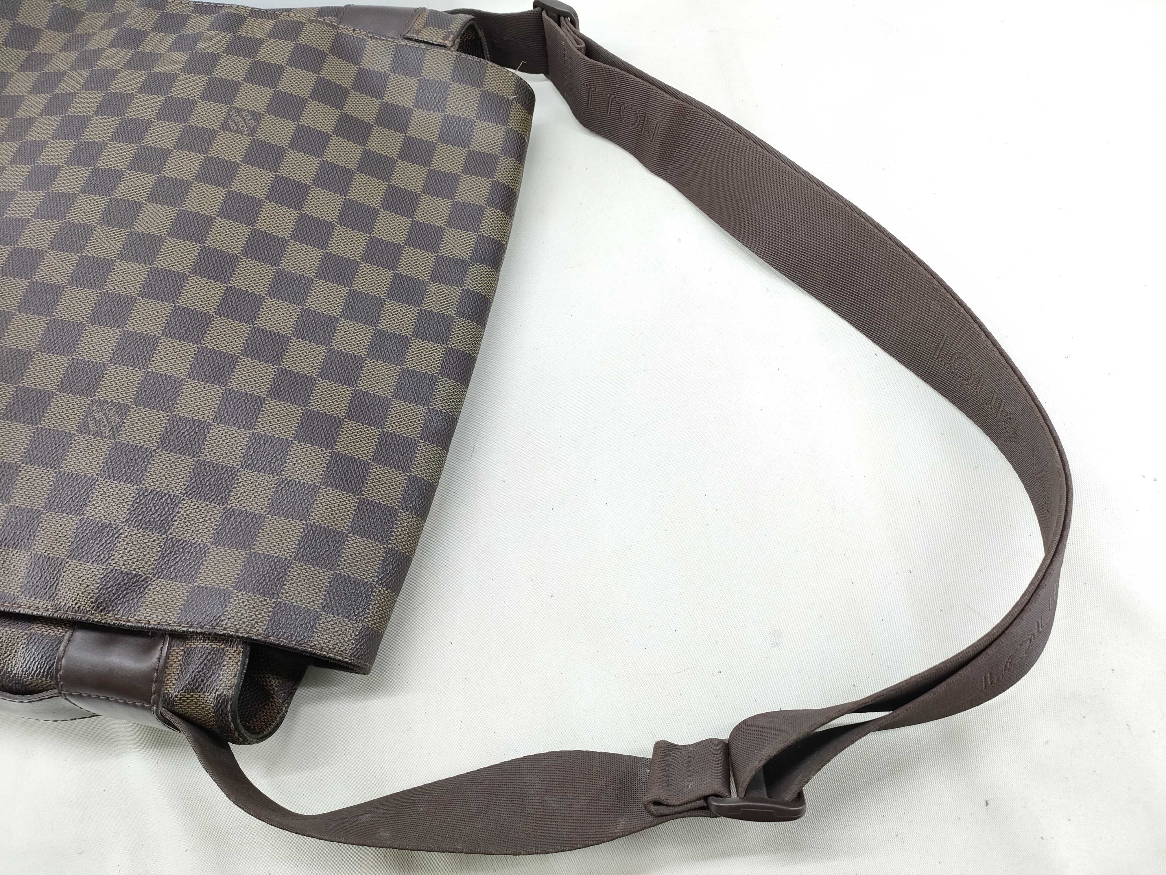 Damier Vuitton Shoulder Bag — view 5