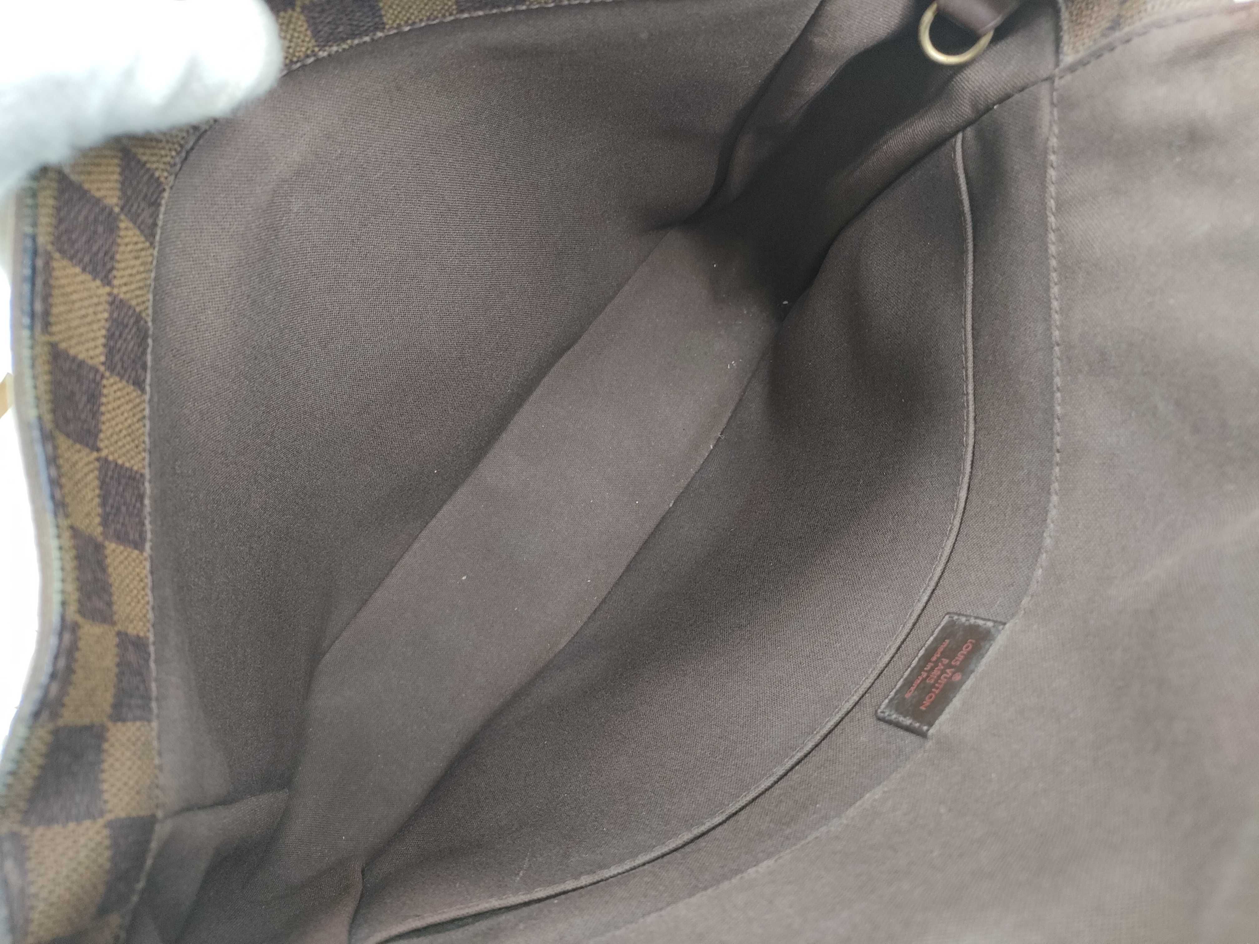 Damier Vuitton Shoulder Bag — view 9