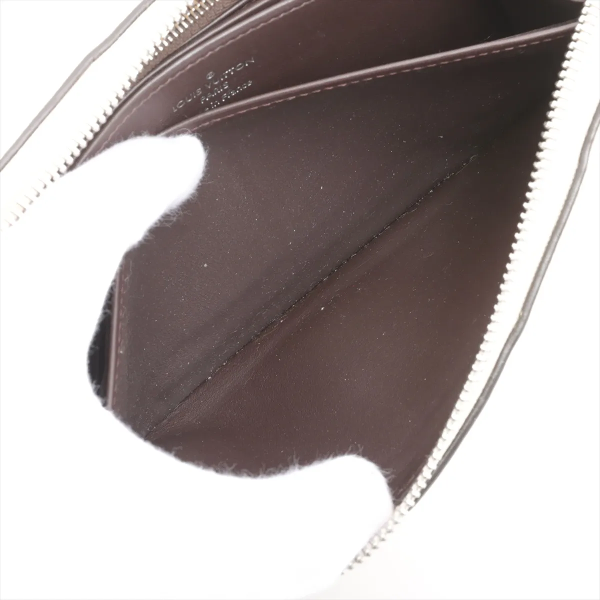 Mahina Zippy Wallet M69822 TN0179 Beige Round Zip Wallet — view 8