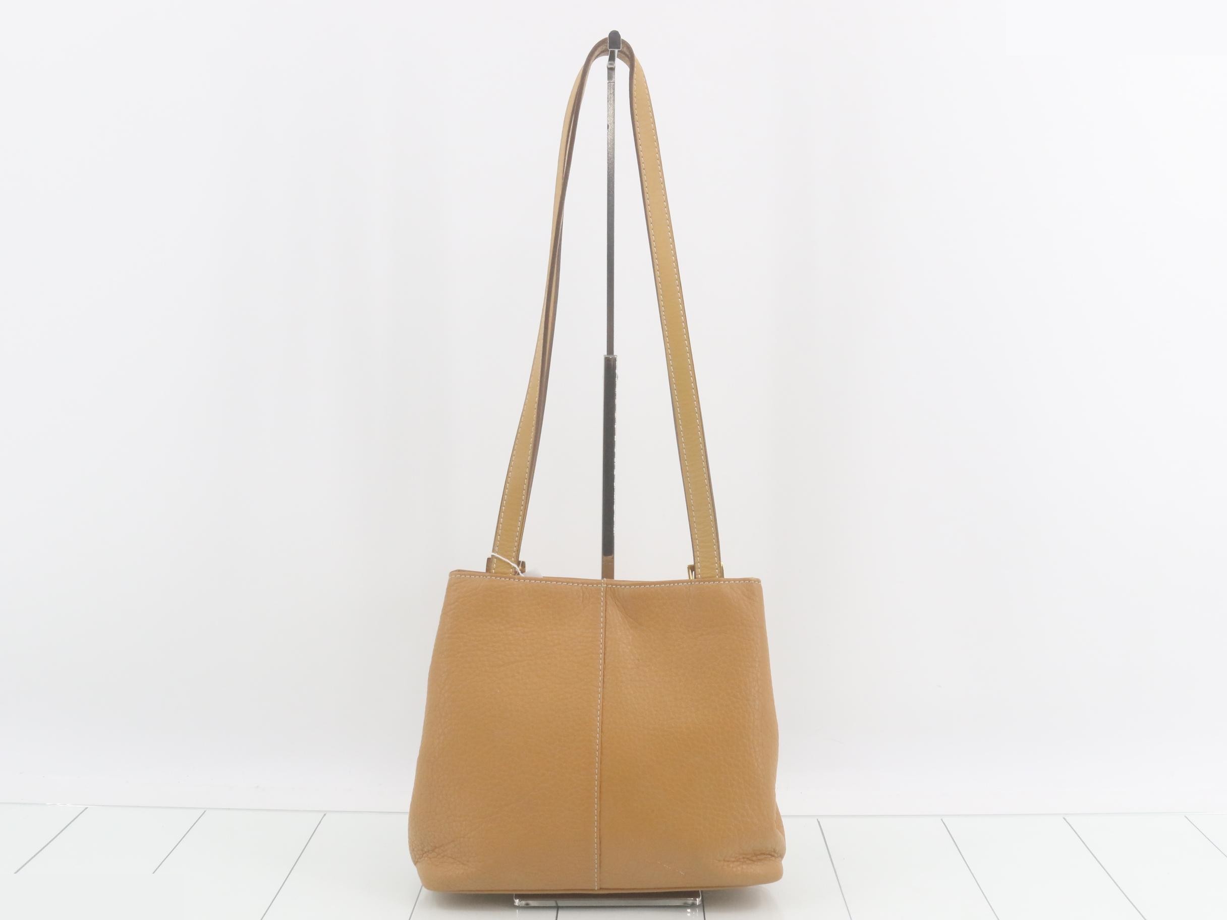 handbag — view 2