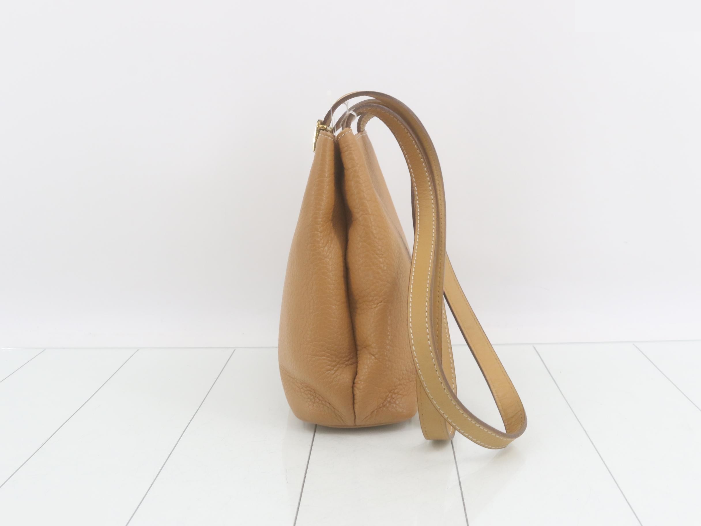 handbag — view 3