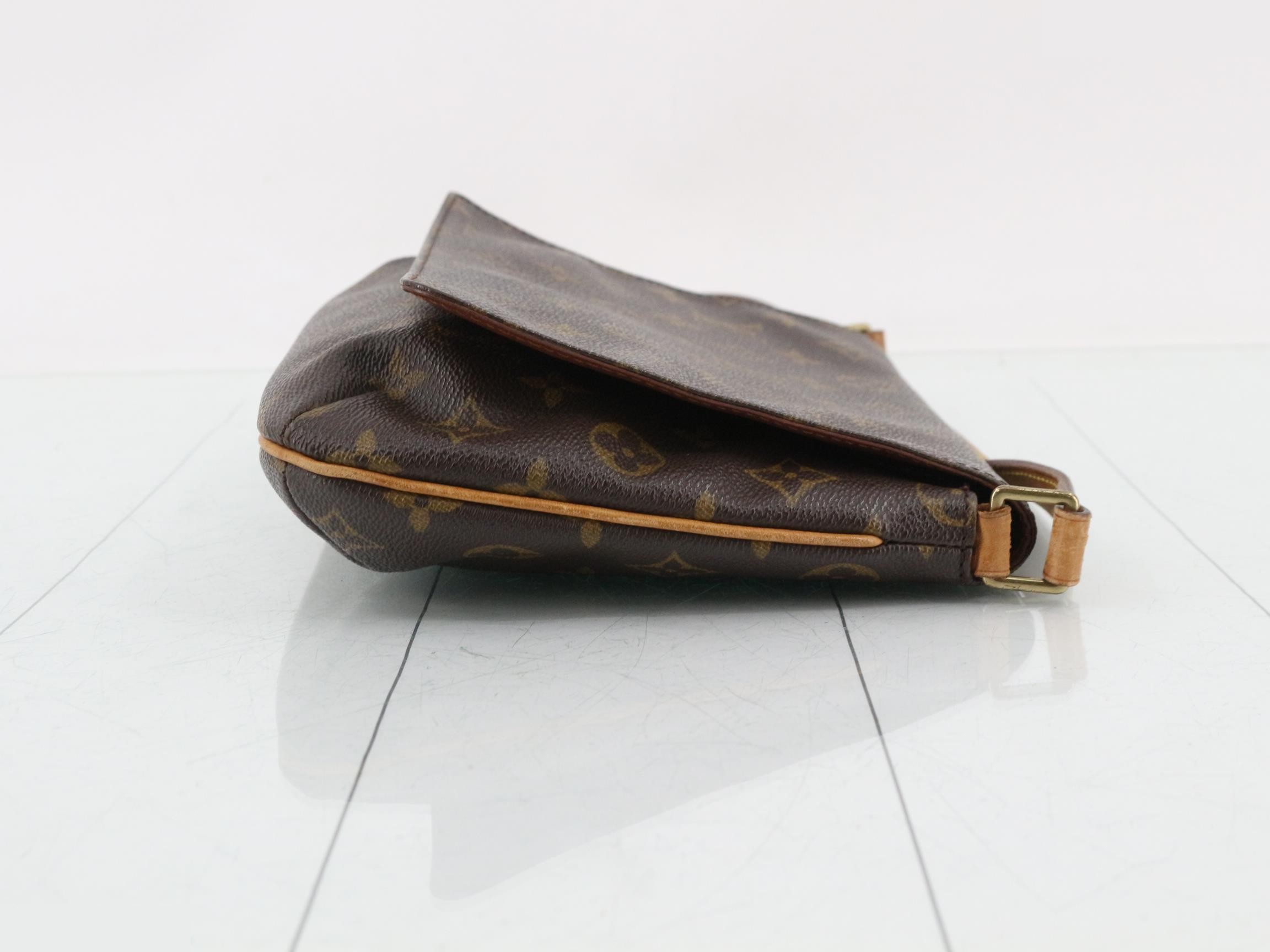 Musette Tango Short Shoulder — view 3