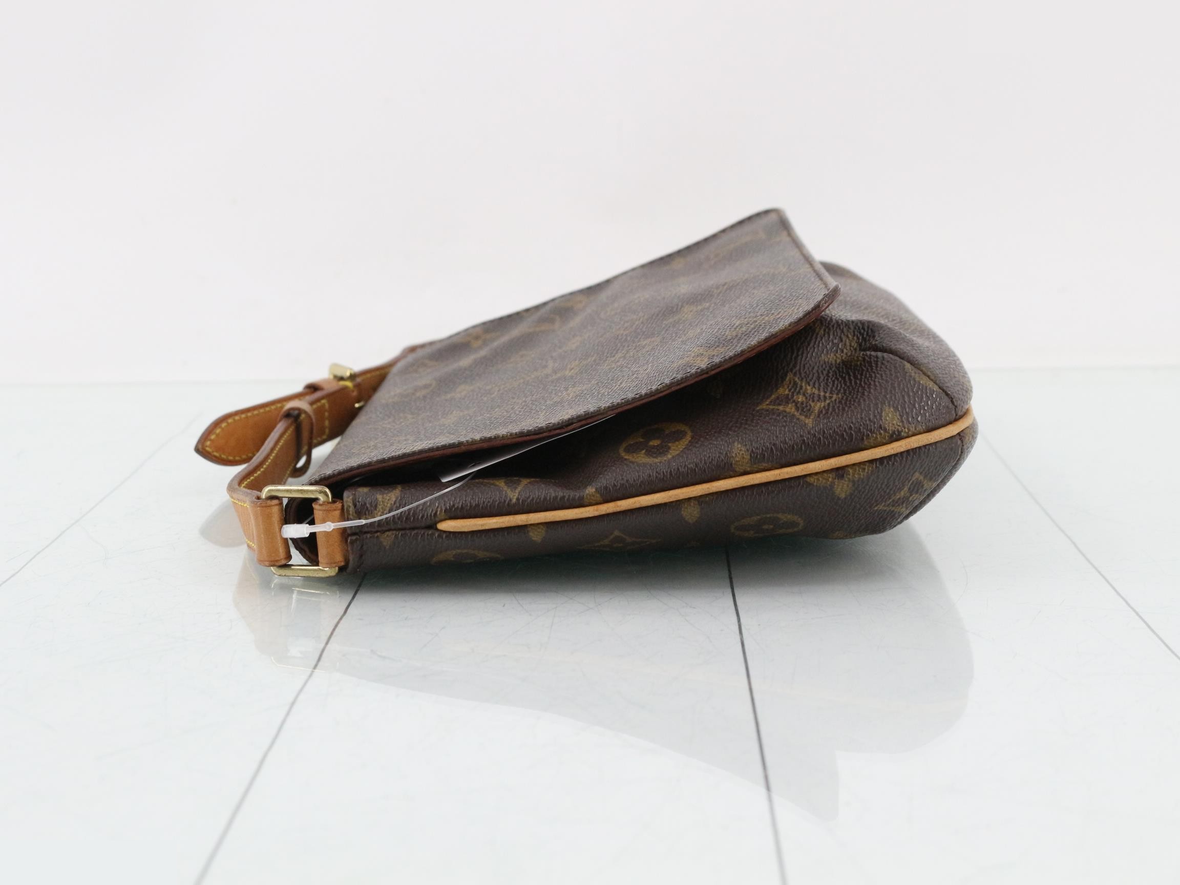 Musette Tango Short Shoulder — view 4