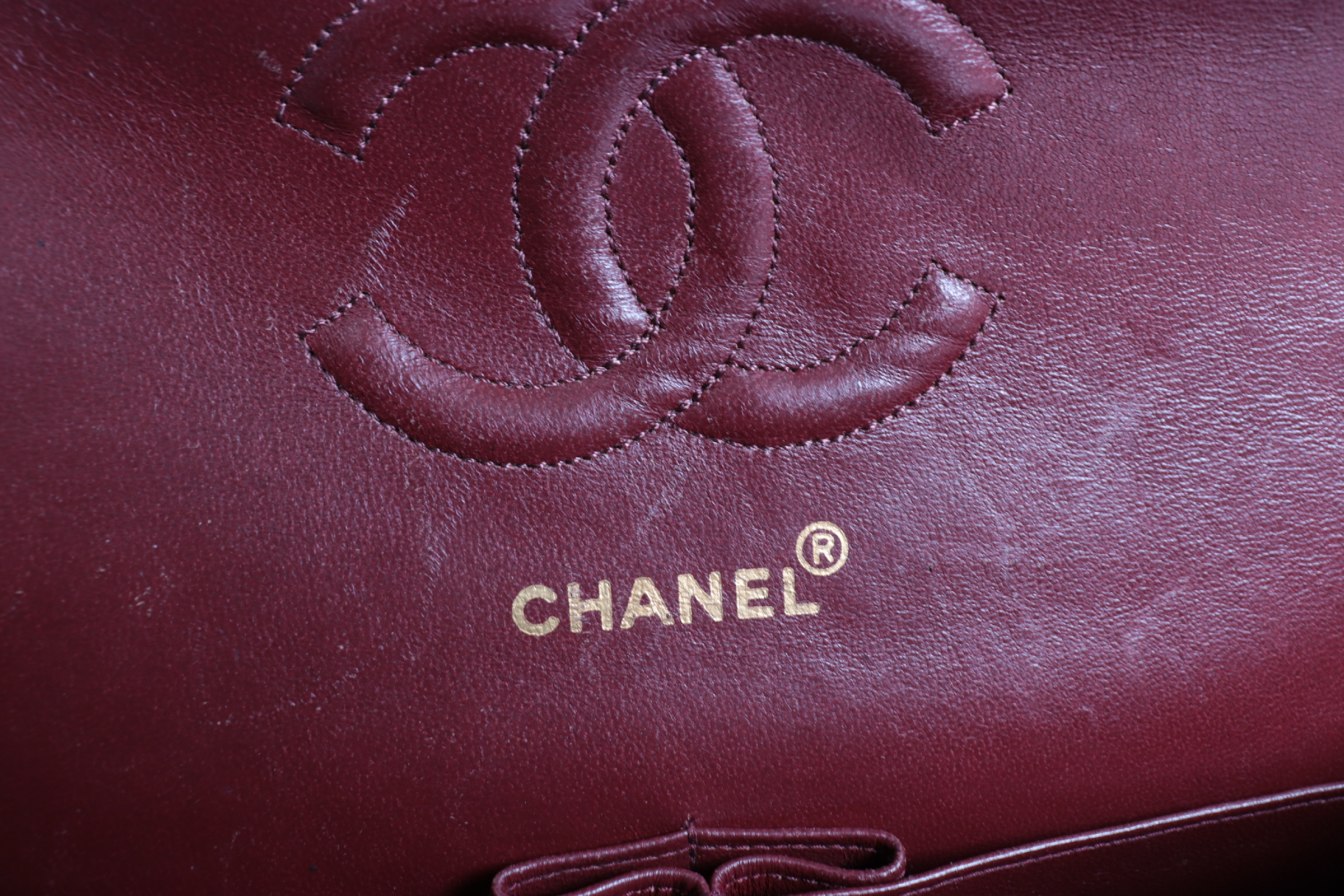 W-flap 25 Lambskin Shoulder Bag (Serial No. 2) — view 8