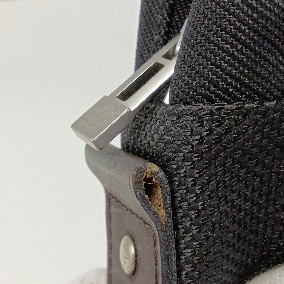 Damier Geant Yak M93082 FL1010 Black — view 13