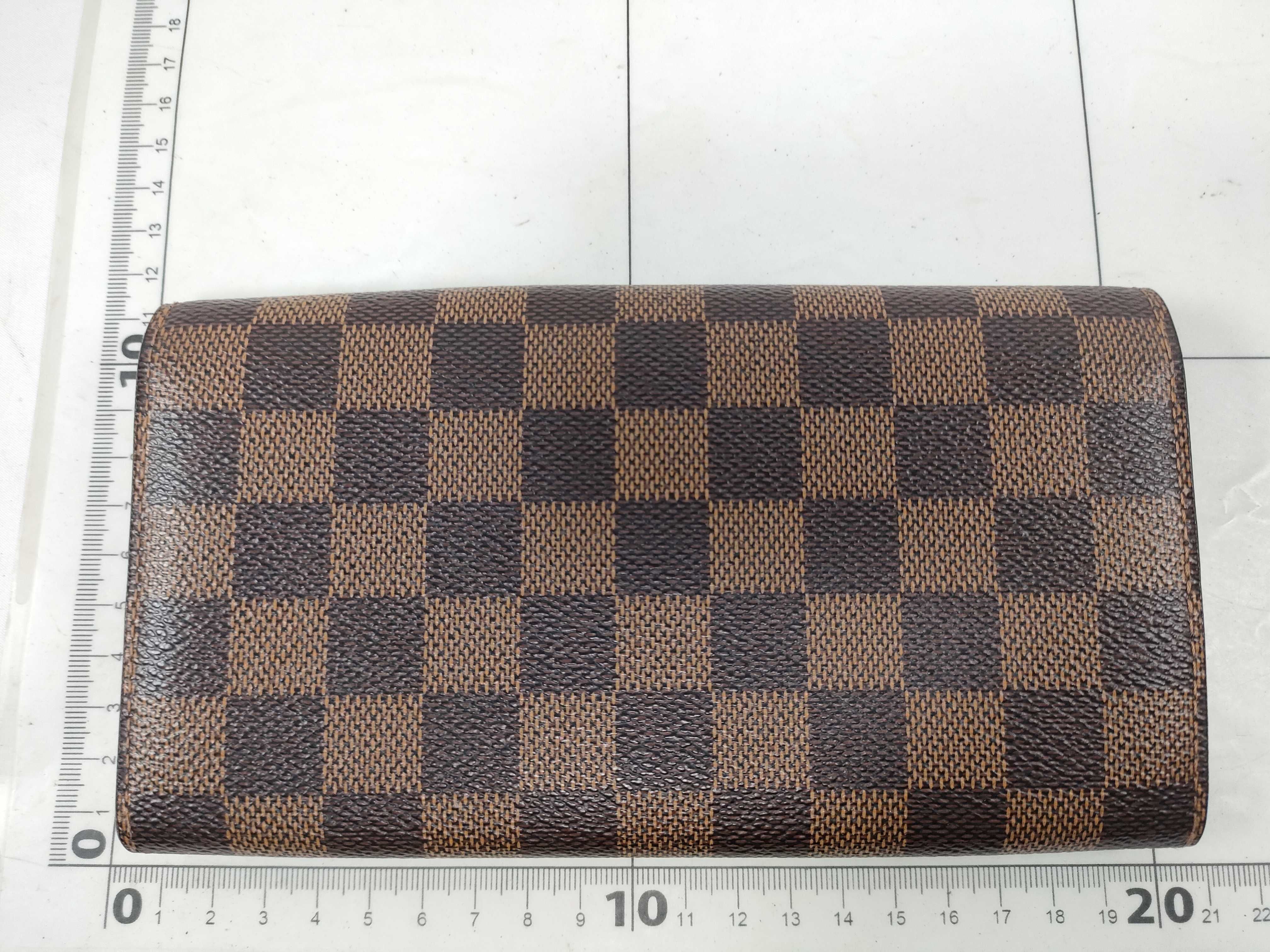 Damier LV Long Wallet Damier Wallet — view 2