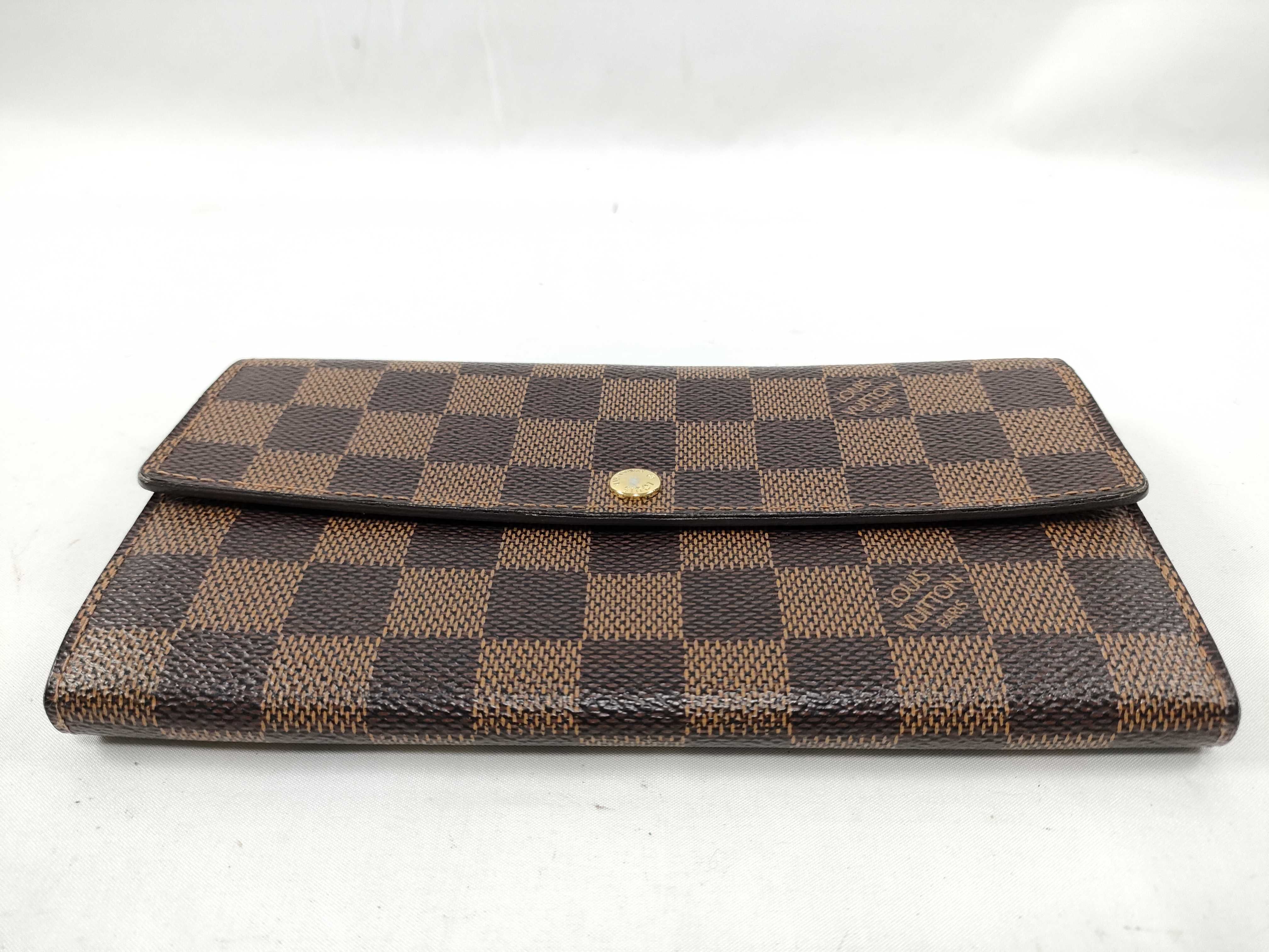 Damier LV Long Wallet Damier Wallet — view 3