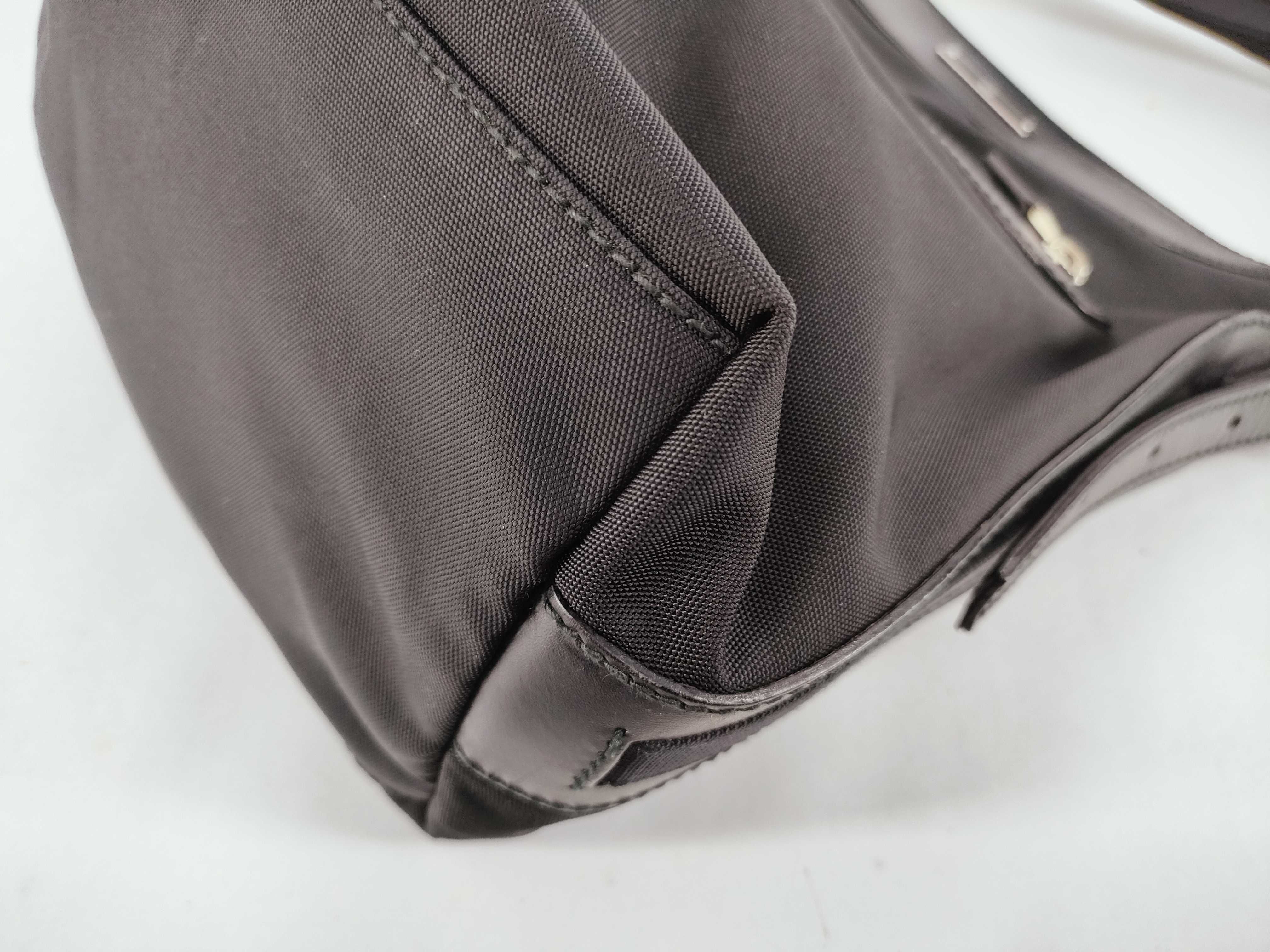logo nylon shoulder bag — view 6