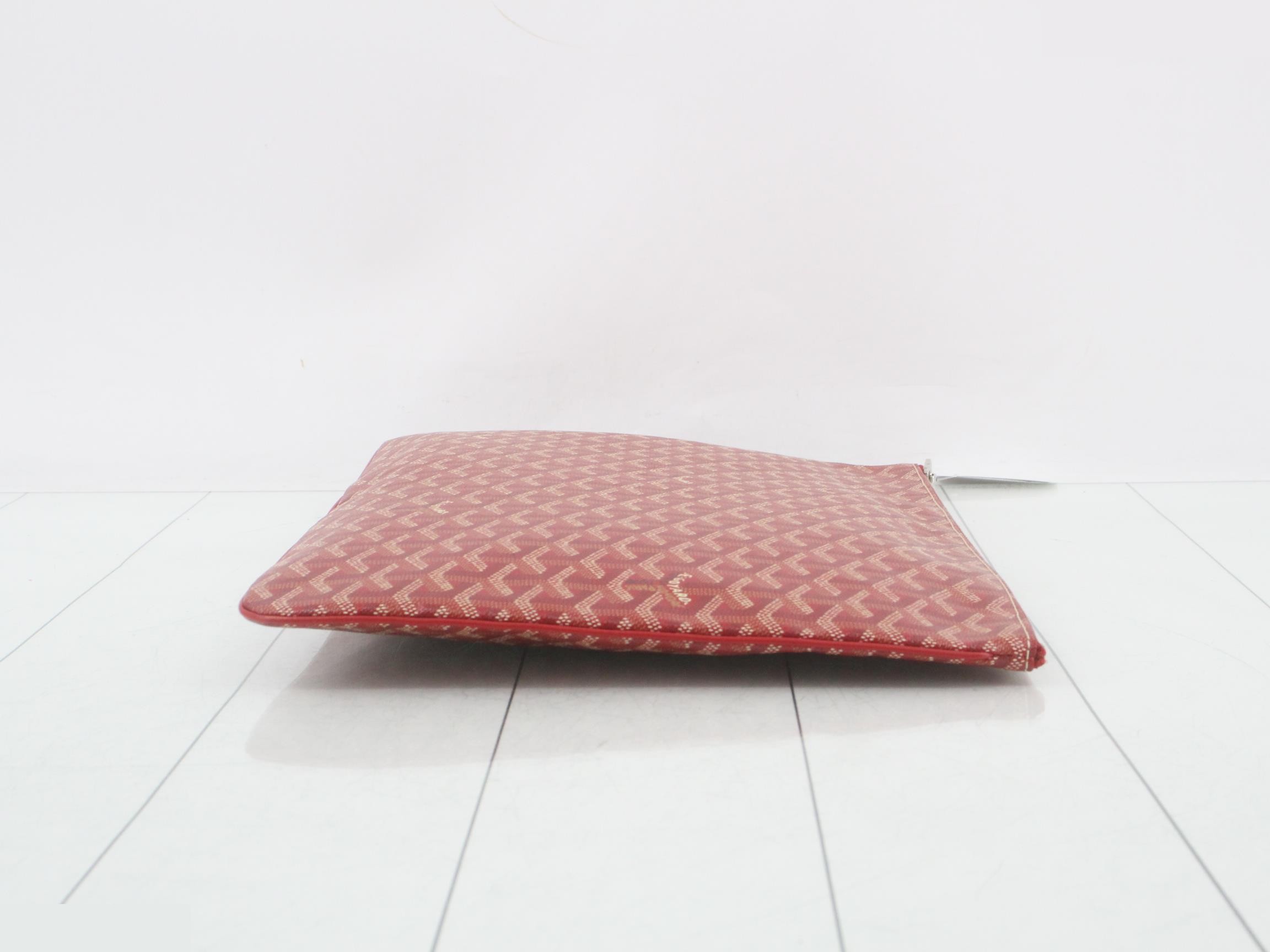 Saint Louis (bags) and other items — view 3