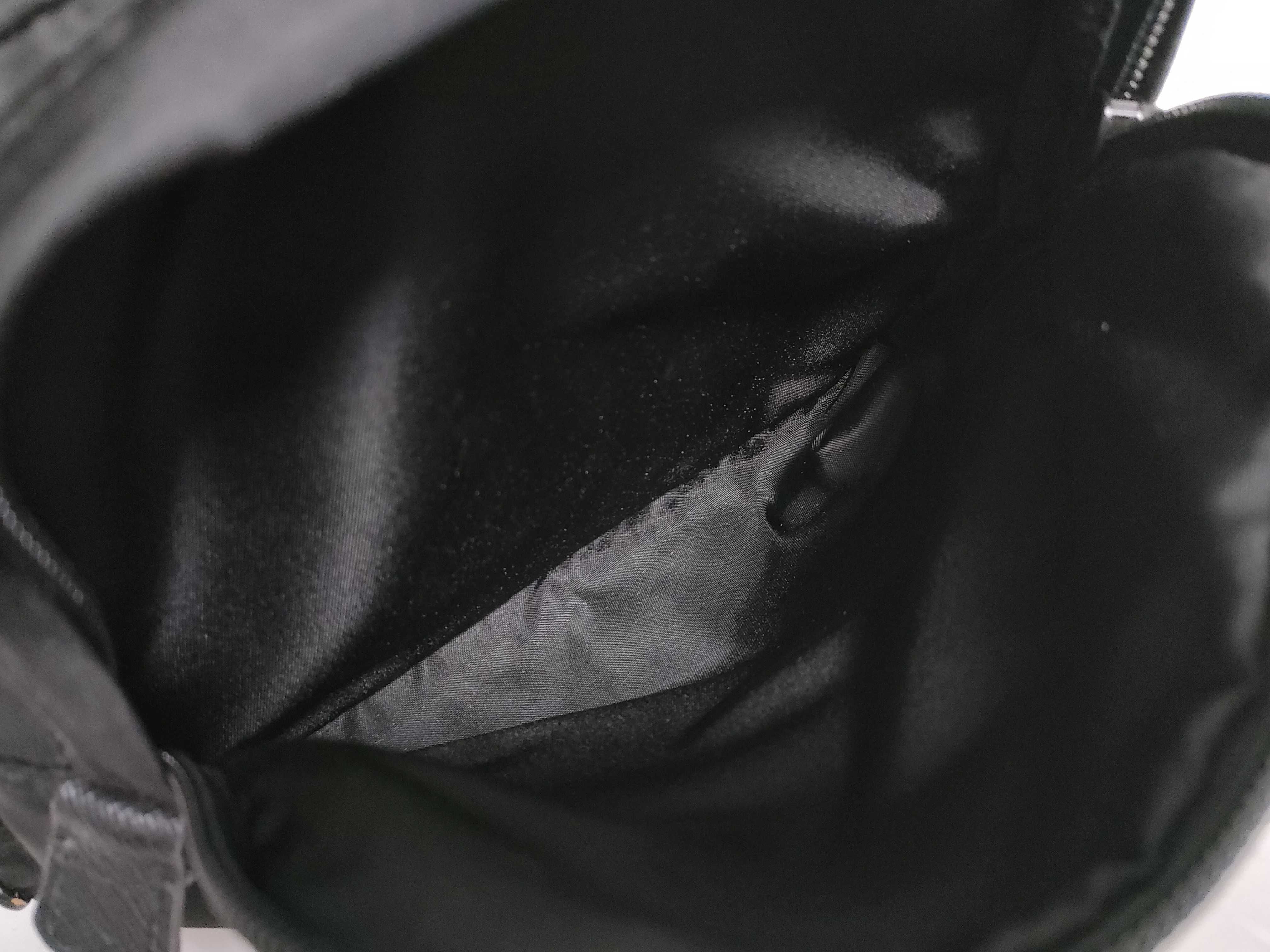 body bag, waist bag, shoulder bag — view 11