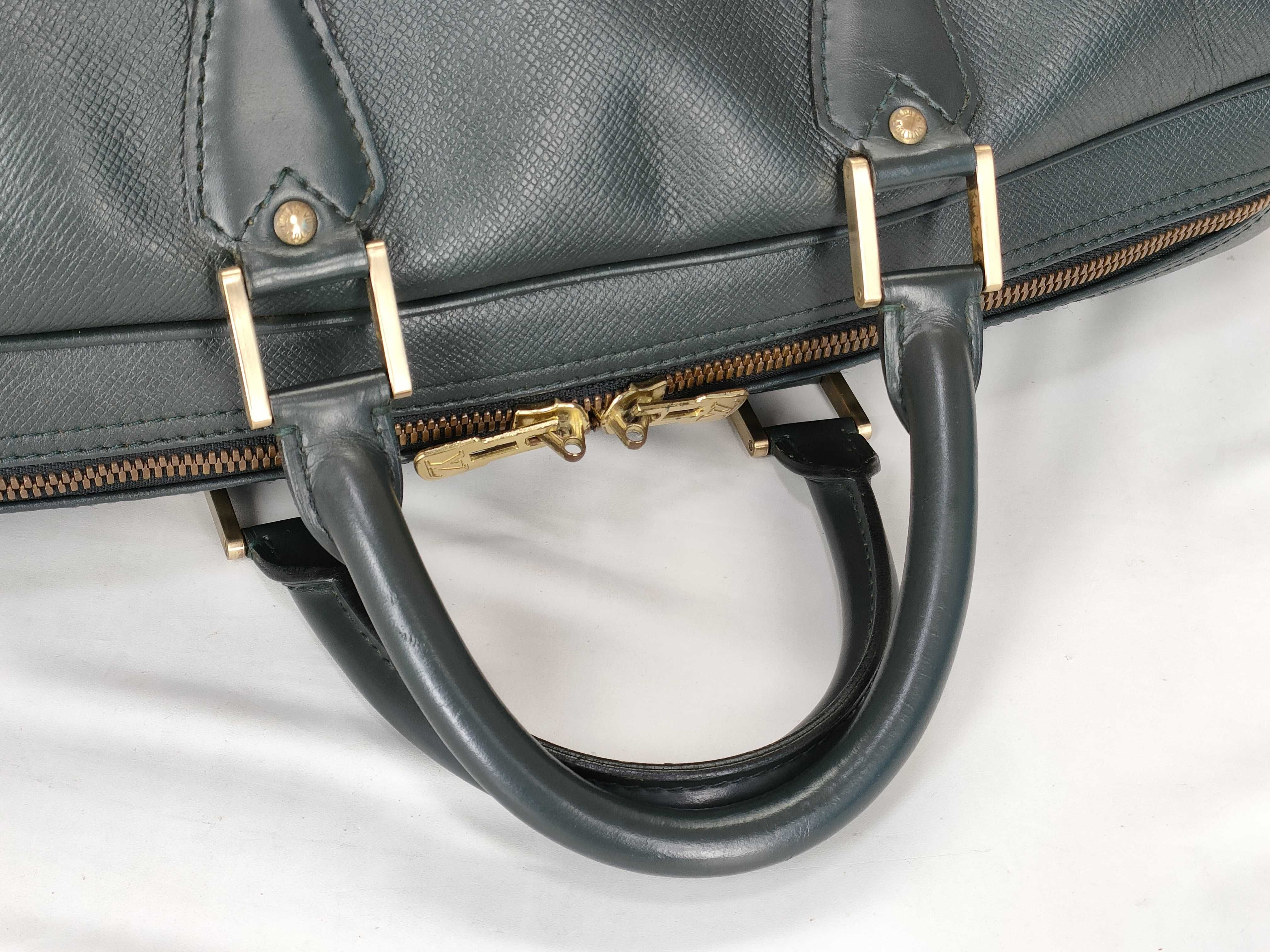 Taiga LV Taiga Kendall GM Boston Bag Epicea M30114 (Shoulder strap not included) — view 3