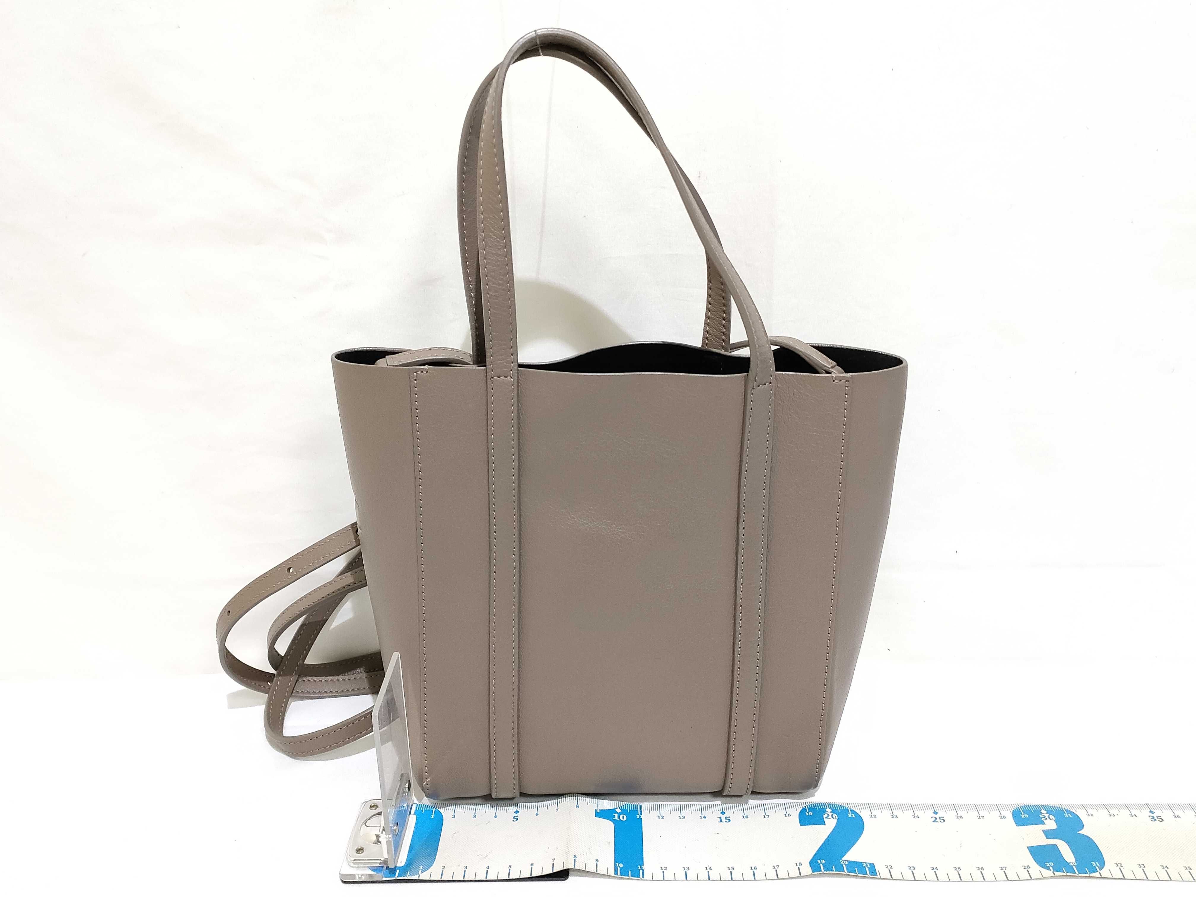 Everyday Tote XXS Leather 2-Way Tote Bag Beige 551815 Tote Bag — view 2