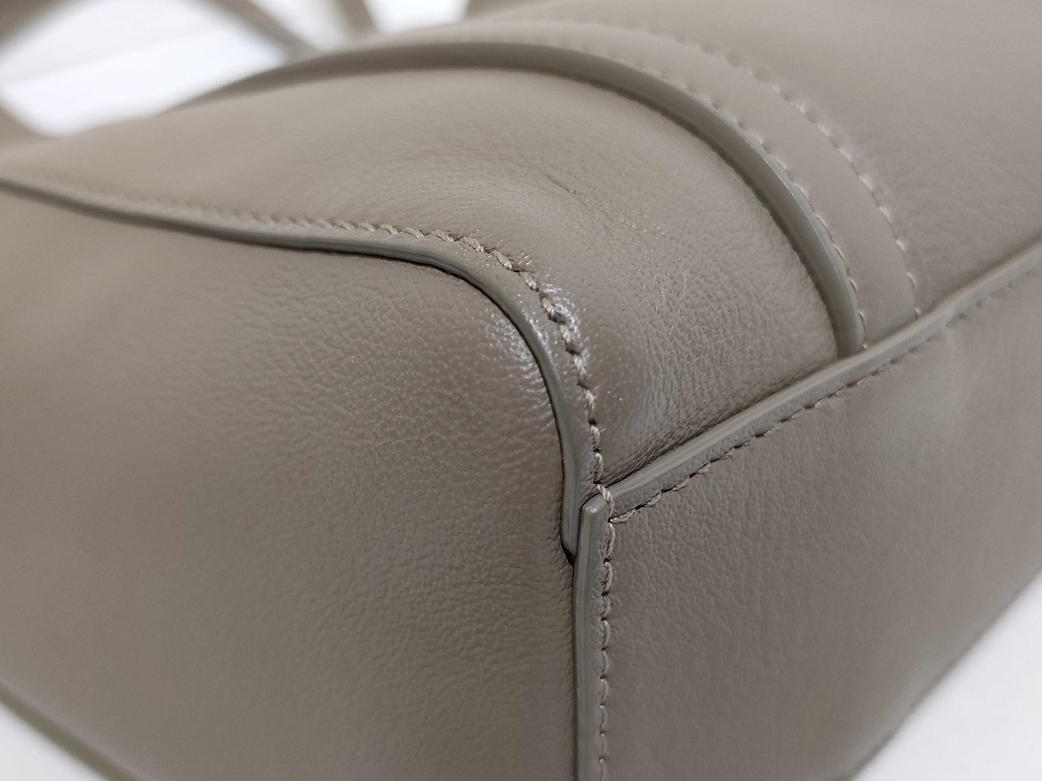 Everyday Tote XXS Leather 2-Way Tote Bag Beige 551815 Tote Bag — view 6