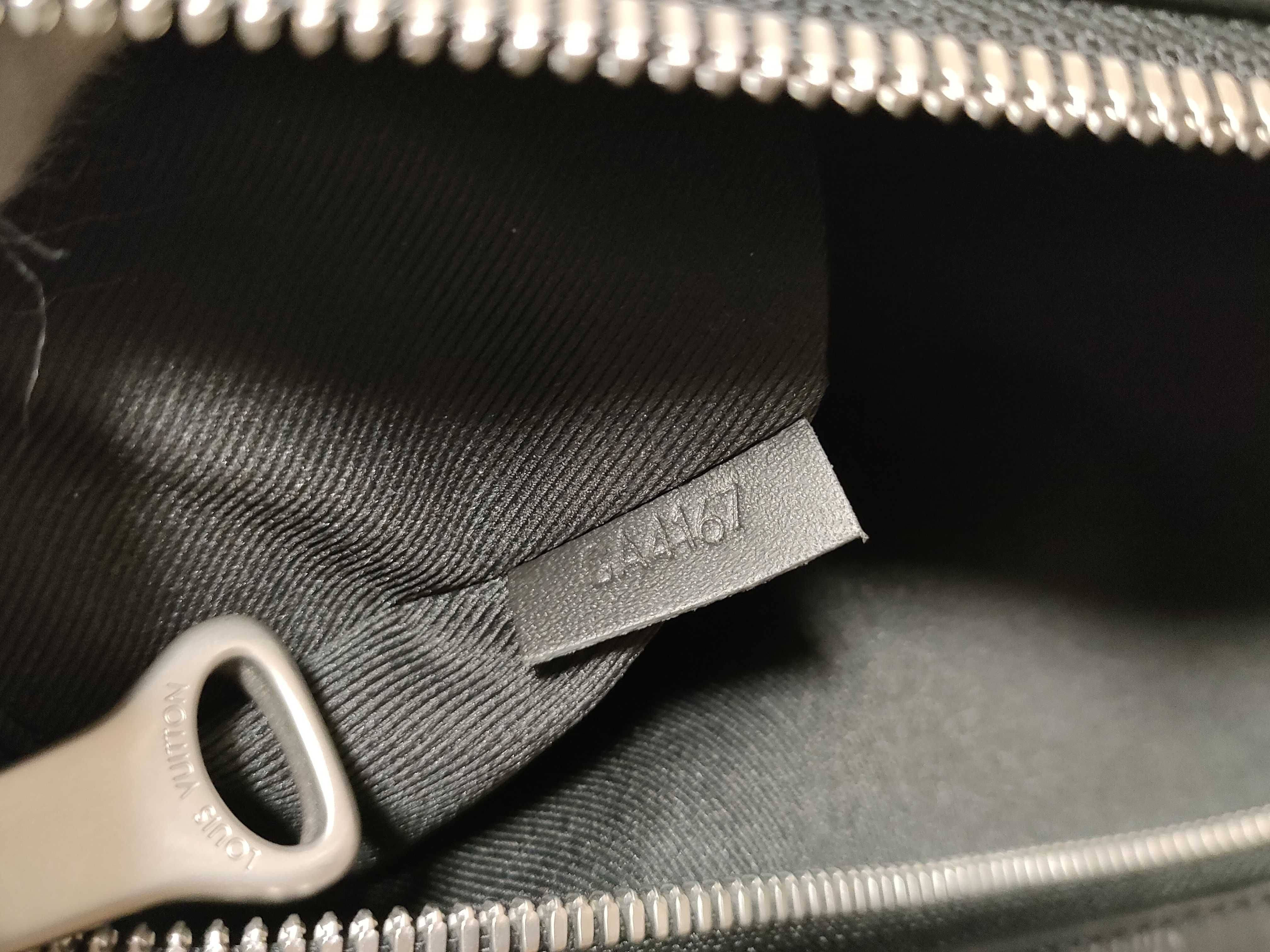 Damier Infini District MM N41038 Navy x Black Shoulder Bag (RFID responsive) — view 13