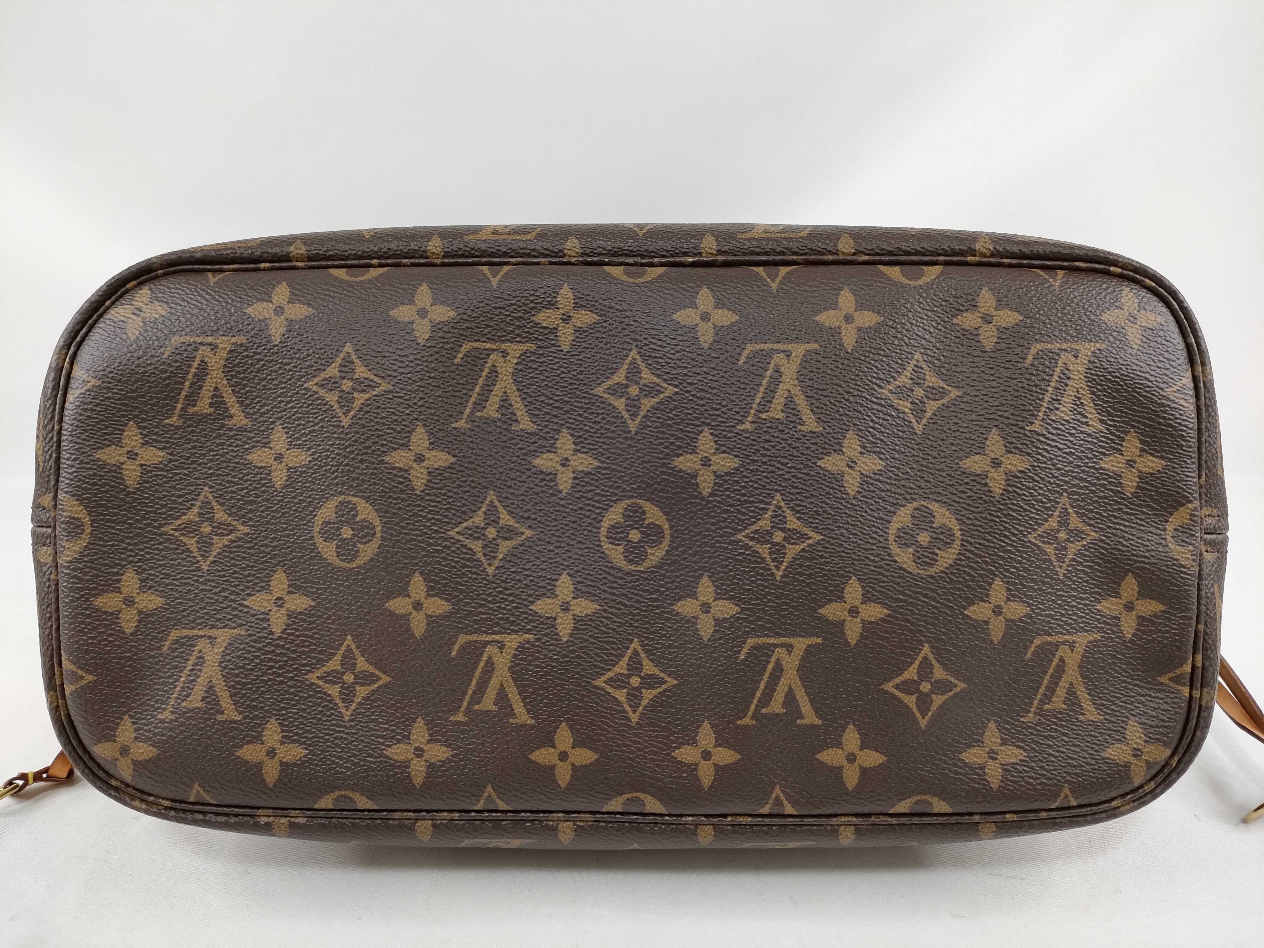 Monogram Vuitton Neverfull MN Tote Bag — view 3