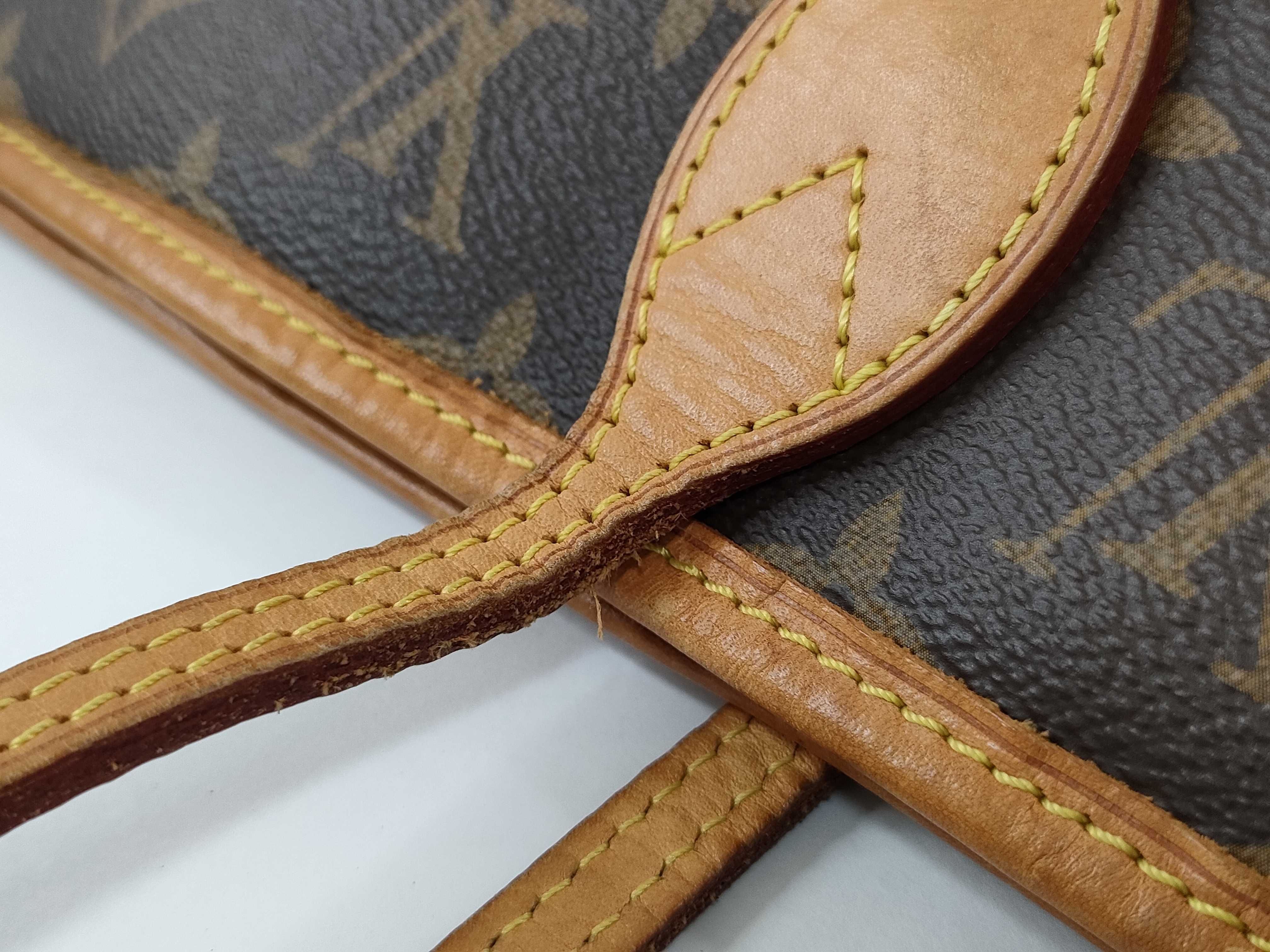 Monogram Vuitton Neverfull MN Tote Bag — view 7