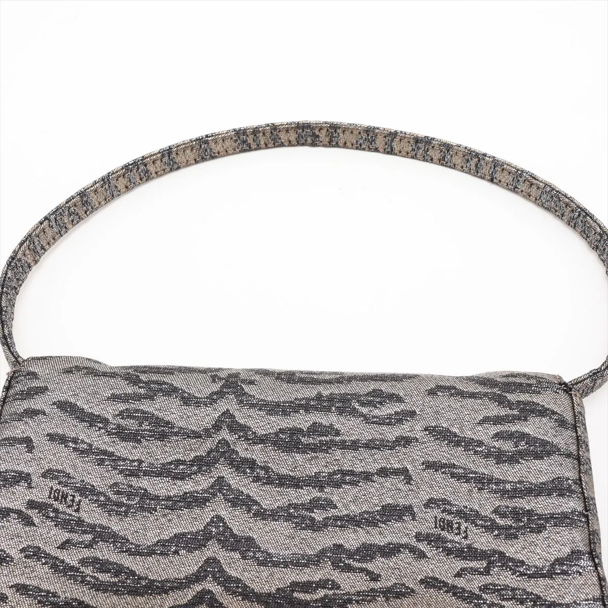 Mini Mamma Satin x Beaded Shoulder Bag Silver. Data is being retrieved. Please wait a few seconds and try cutting or copying again. — view 6