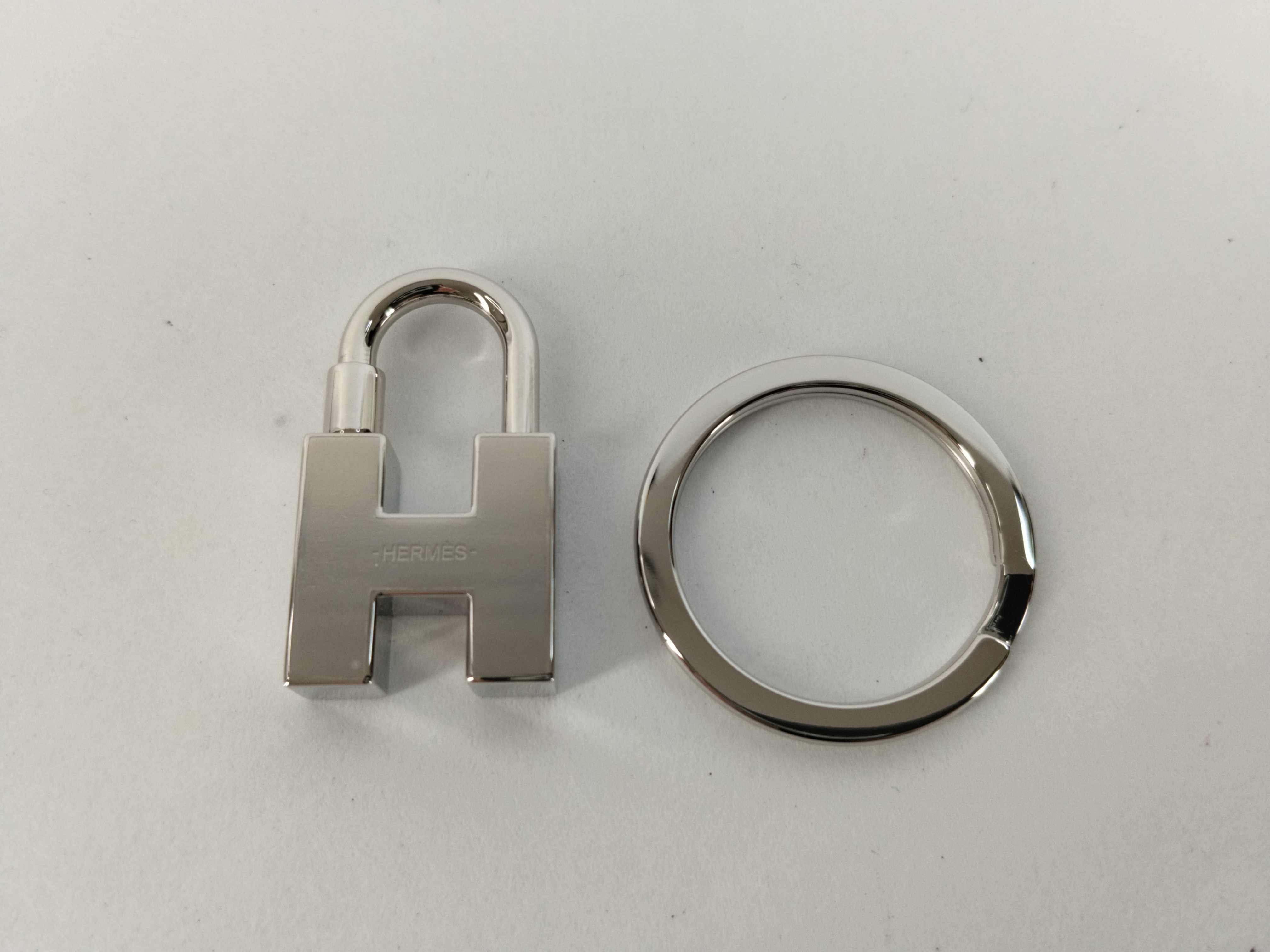 Quiz Cadena Keyring Rainbow Charm — view 2