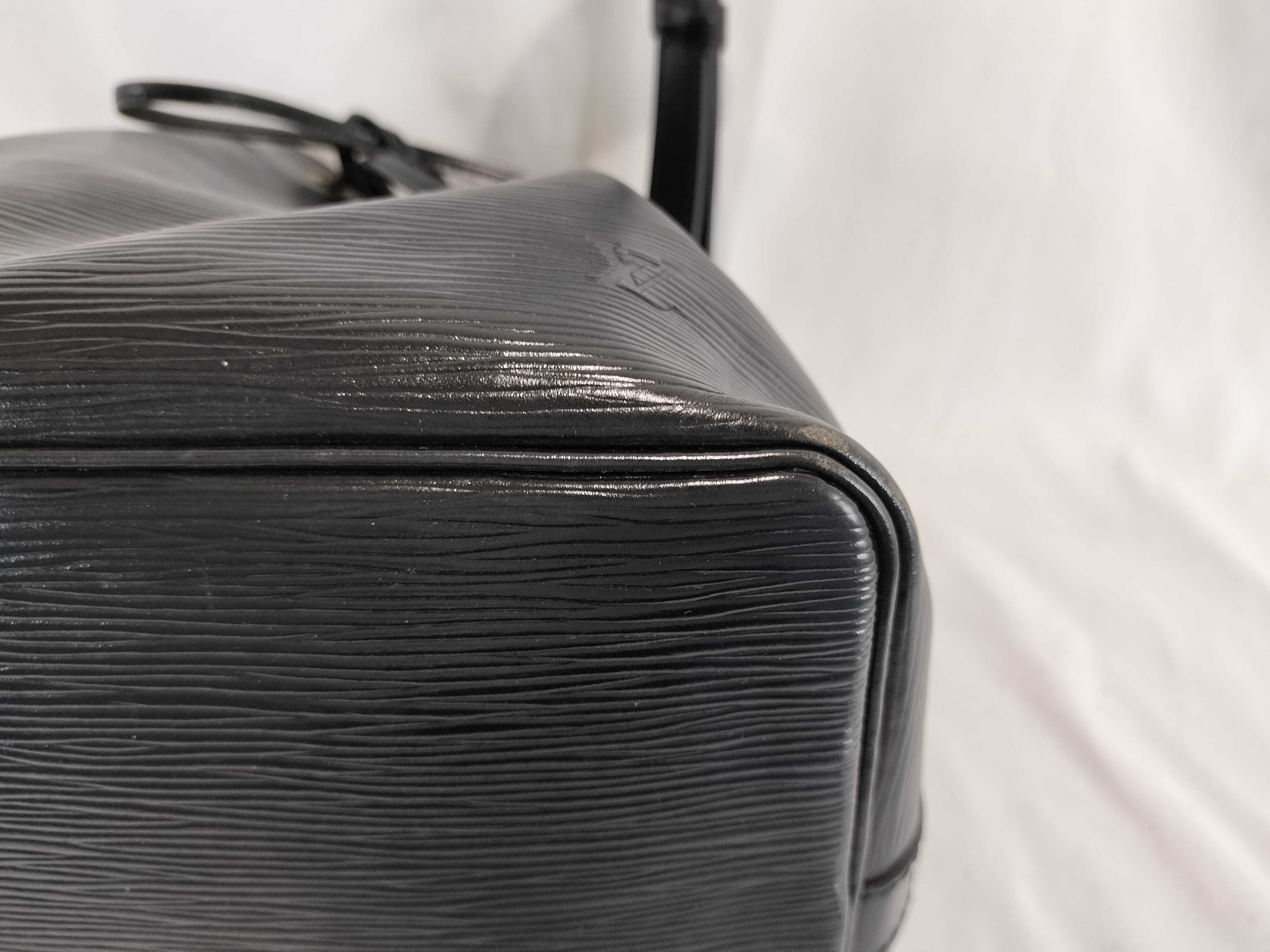 Epi Noé Shoulder Bag — view 6
