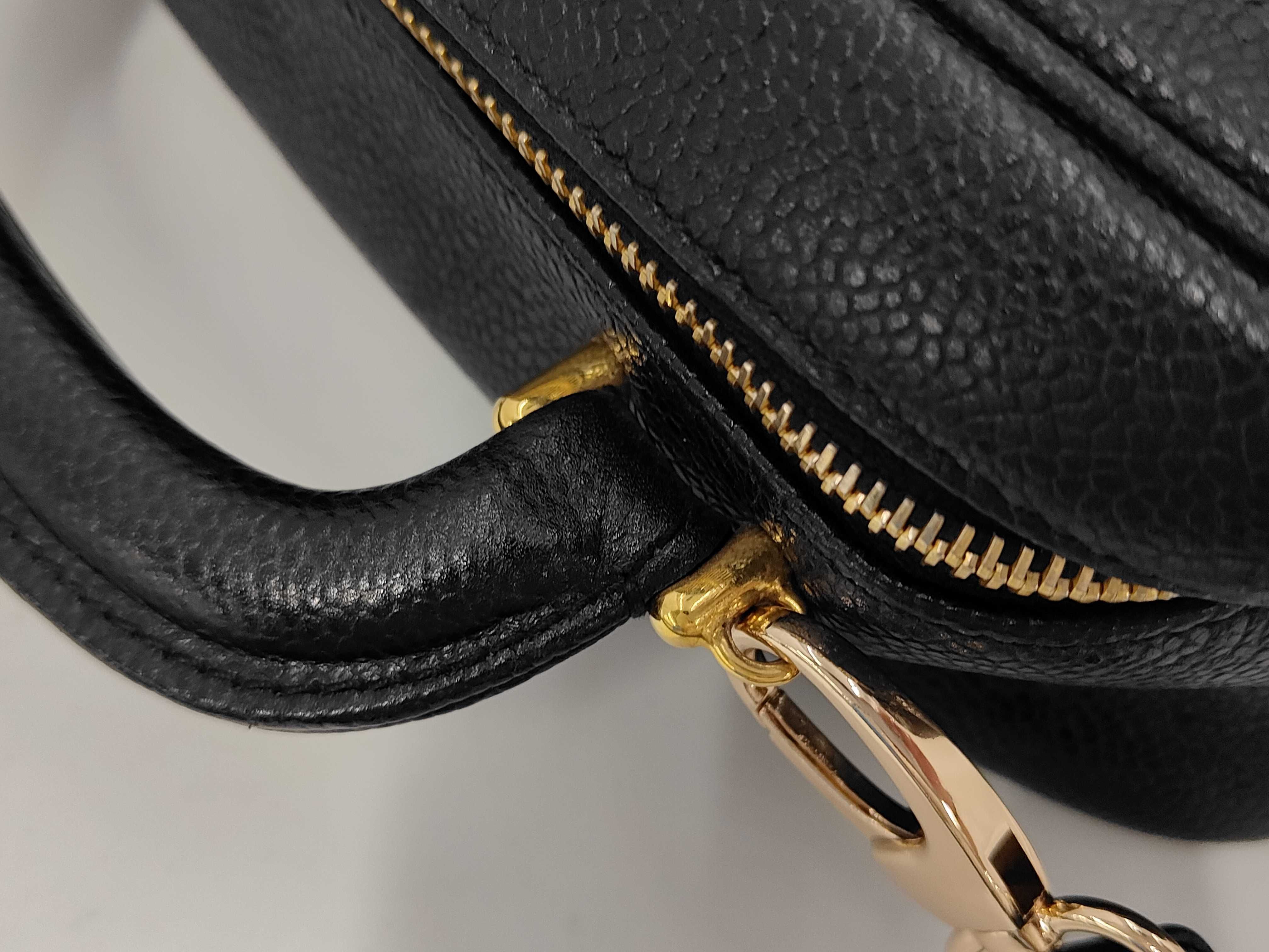 Caviar Skin Vanity Case Shoulder Bag with Seal and Card — view 7