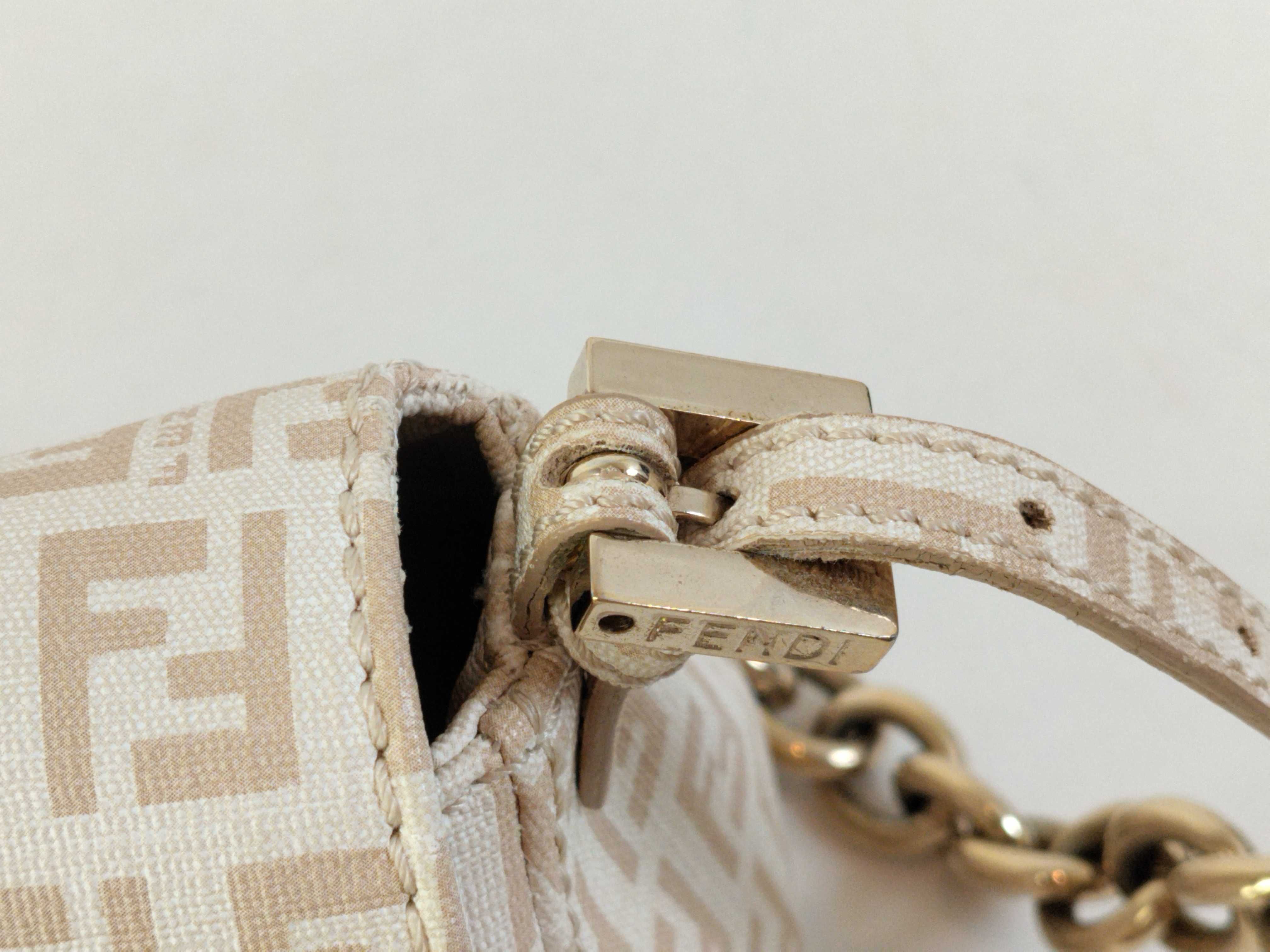 Mamma Fendi Zucchino Mamma Bucket Handbag — view 13