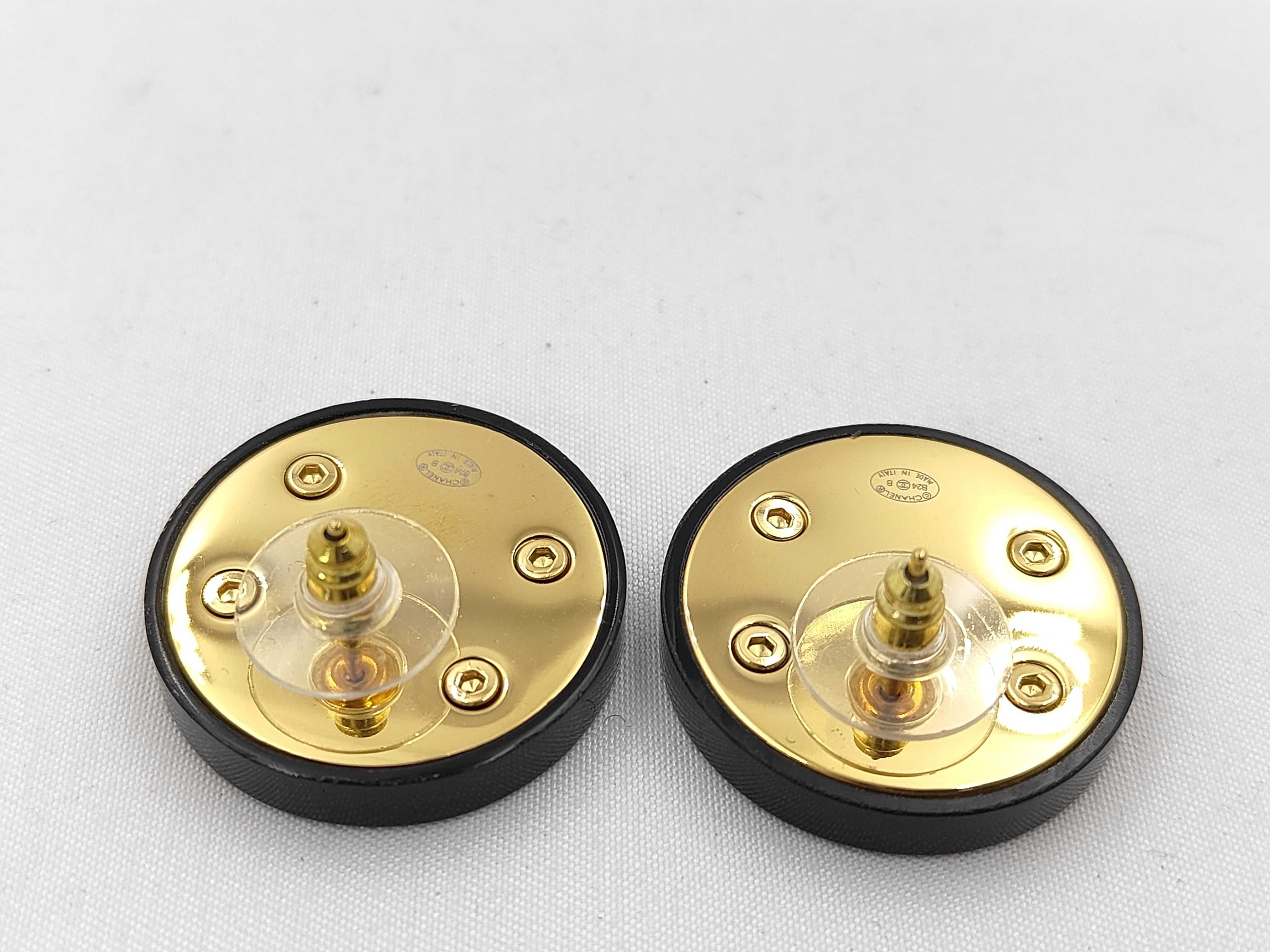 Round Coco Mark Mirror B24 B Earrings — view 2