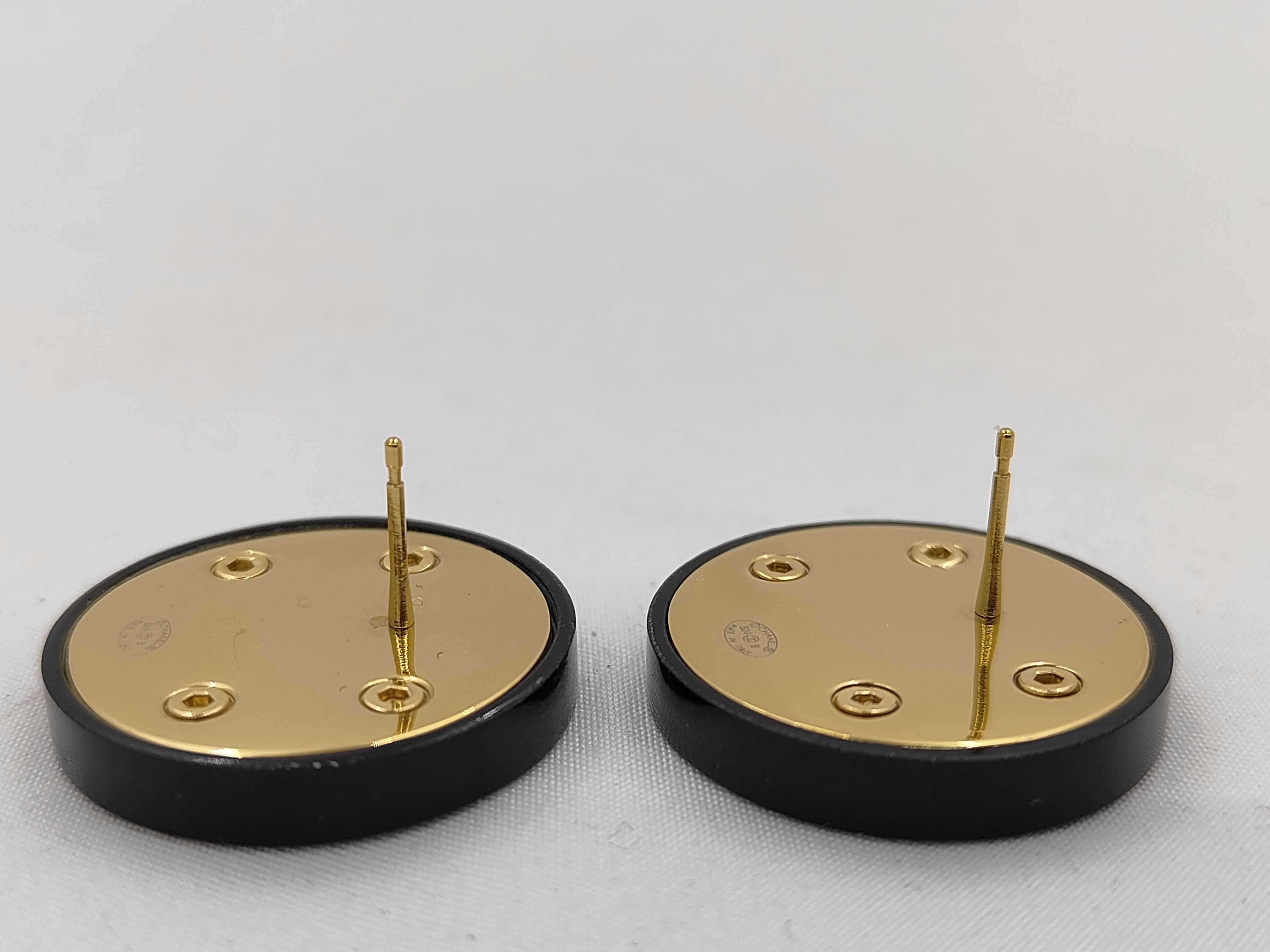 Round Coco Mark Mirror B24 B Earrings — view 4
