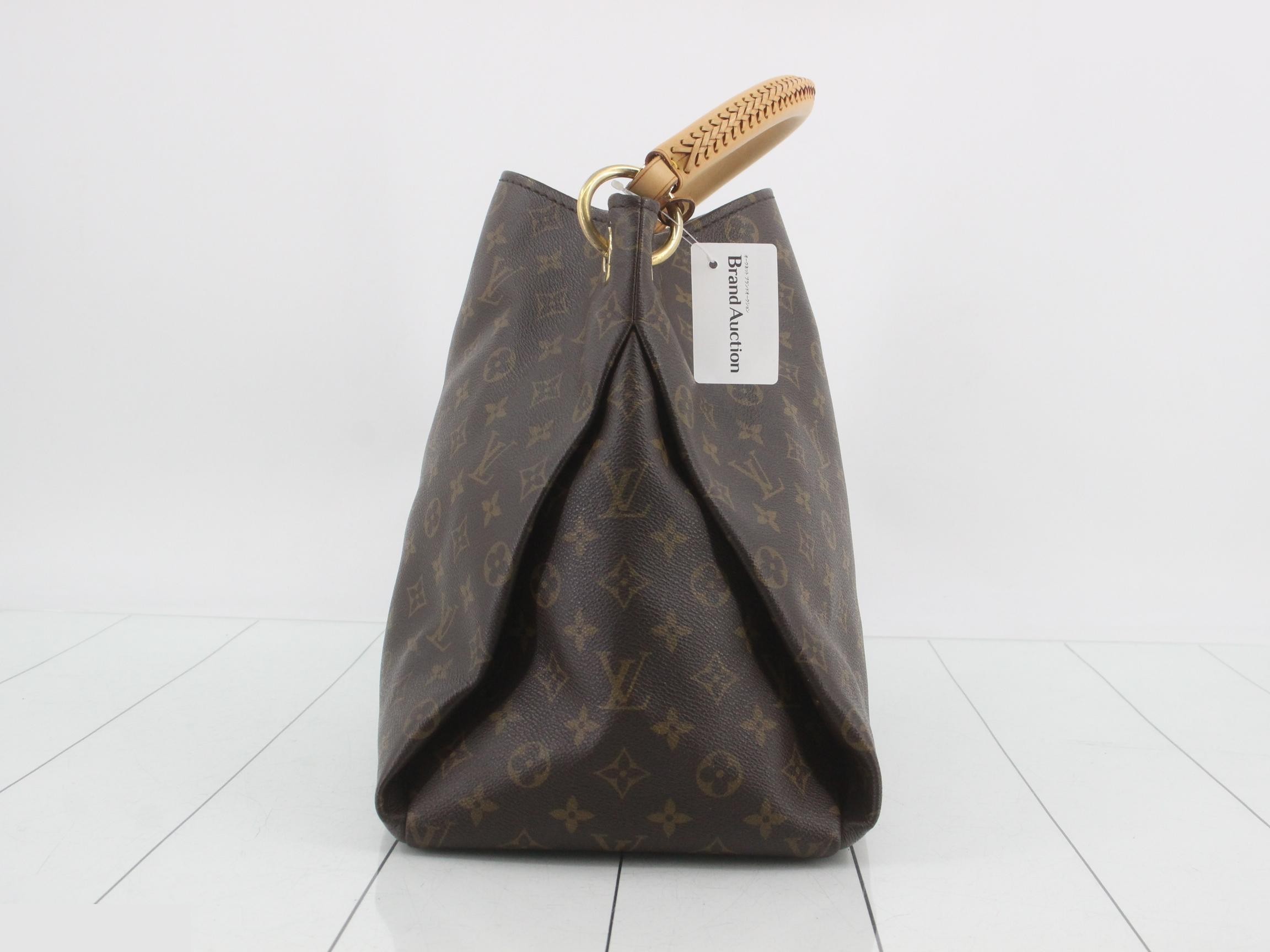 Monogram Artsy MM Shoulder Bag — view 3