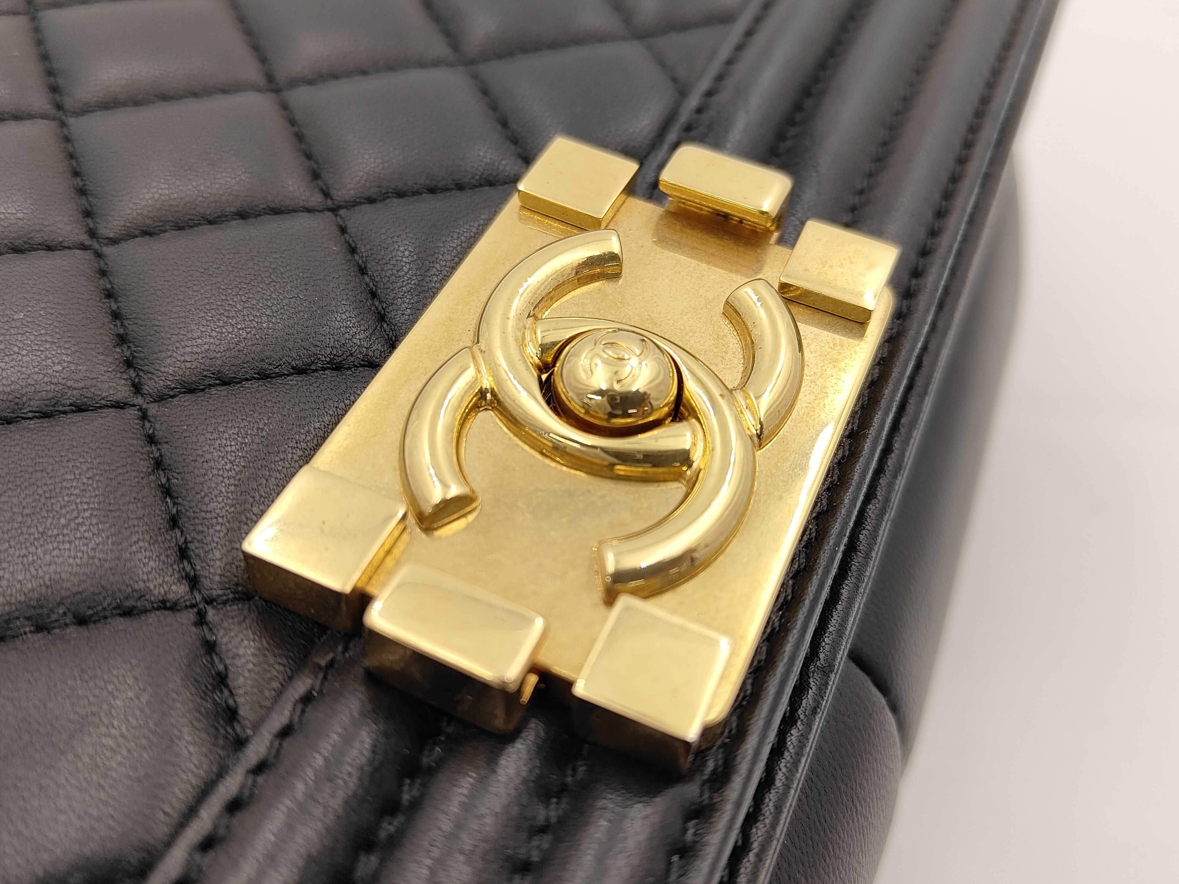 Black Lambskin Boy 25cm GP Hardware Matelassé Chain Shoulder Bag (Serial Number 23) — view 13