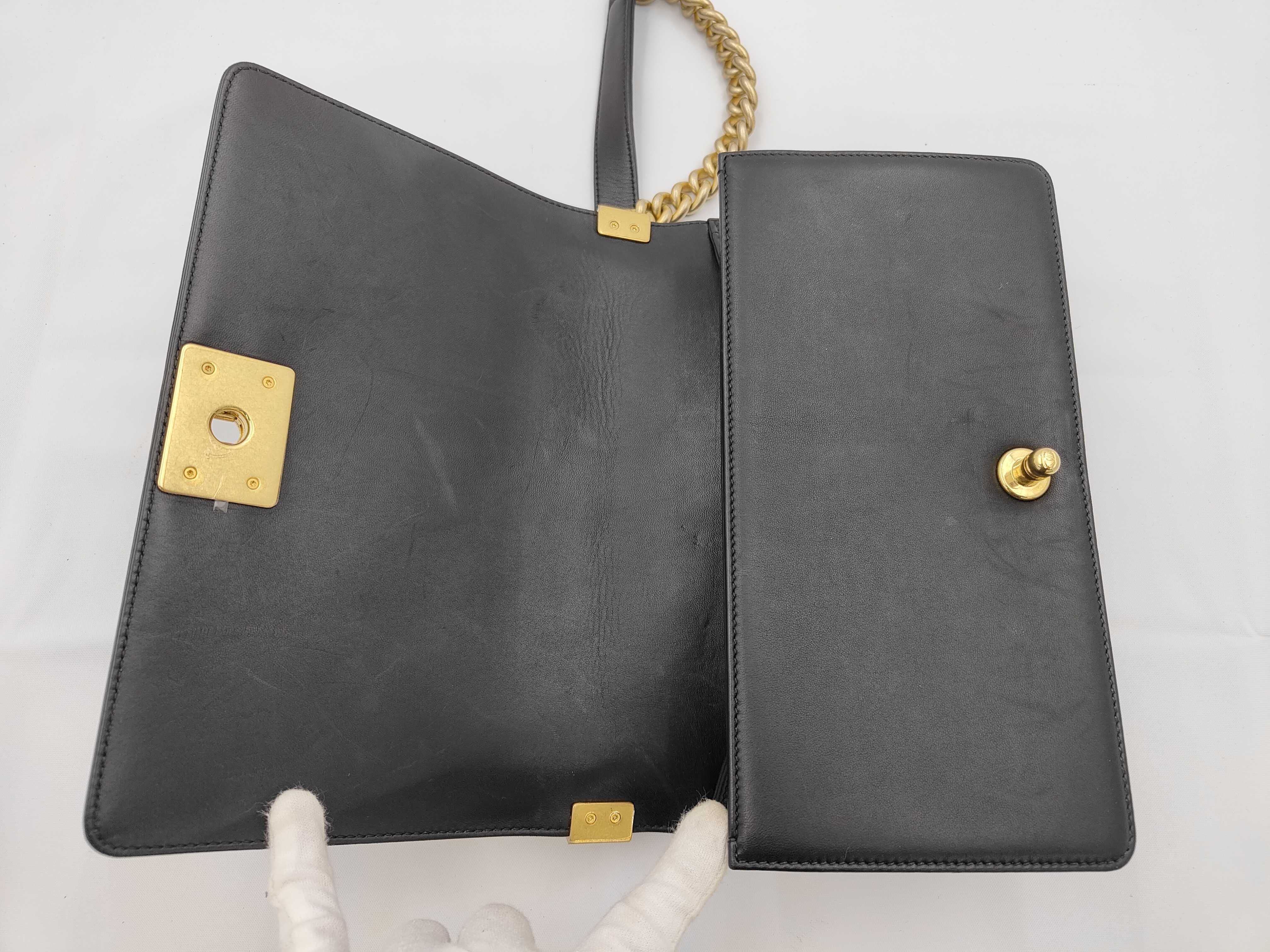 Black Lambskin Boy 25cm GP Hardware Matelassé Chain Shoulder Bag (Serial Number 23) — view 8