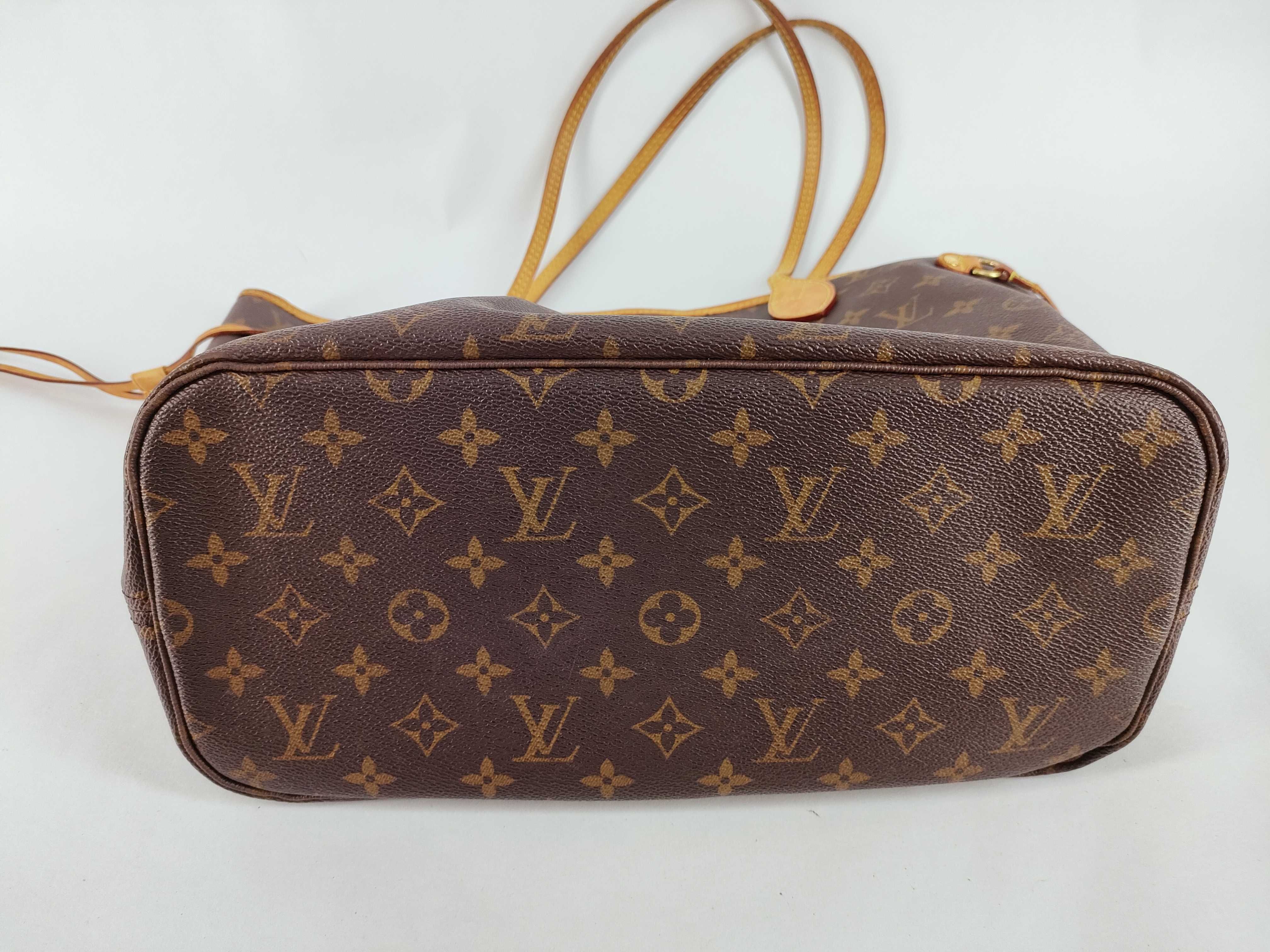 Monogram Neverfull MM Tote Bag — view 7