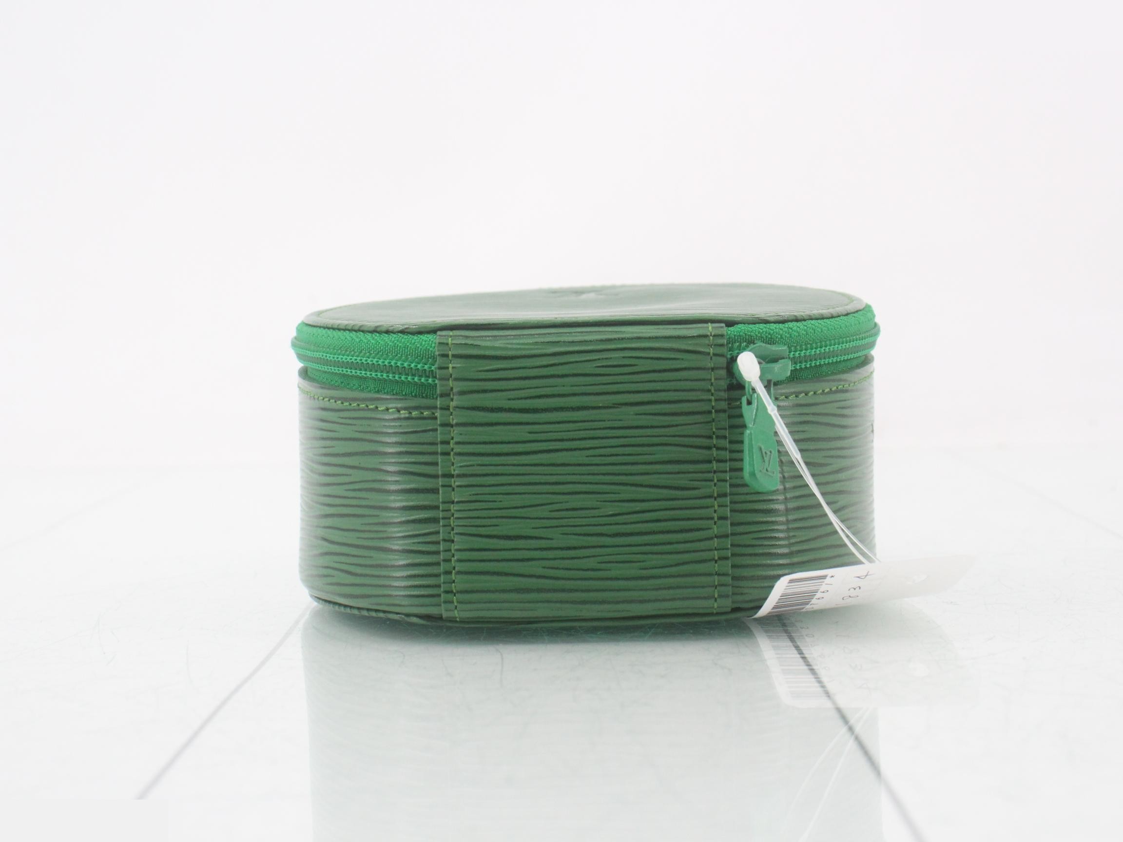 Jewelry case — view 2