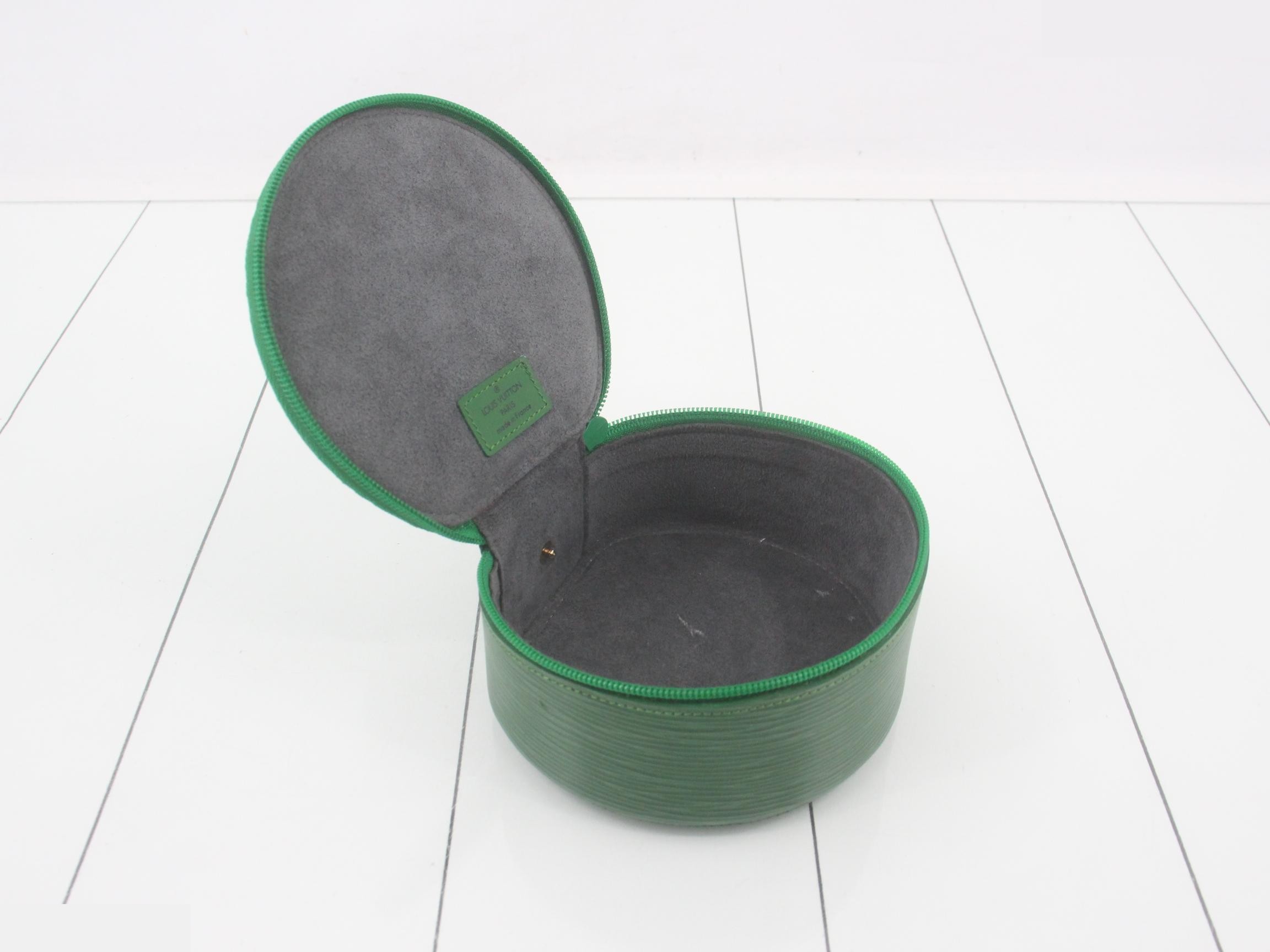 Jewelry case — view 4