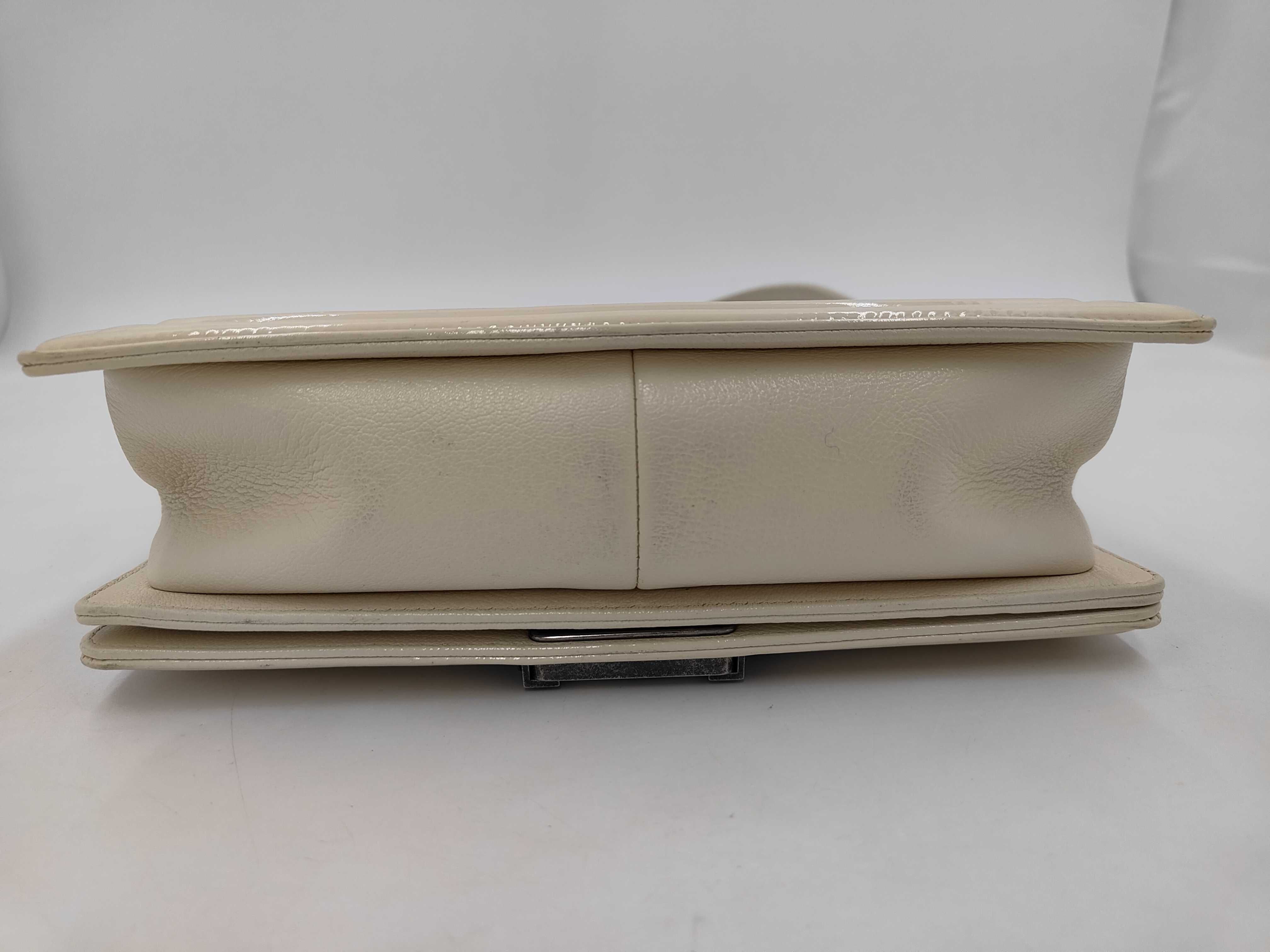 Boy Chanel White Shoulder Bag — view 3
