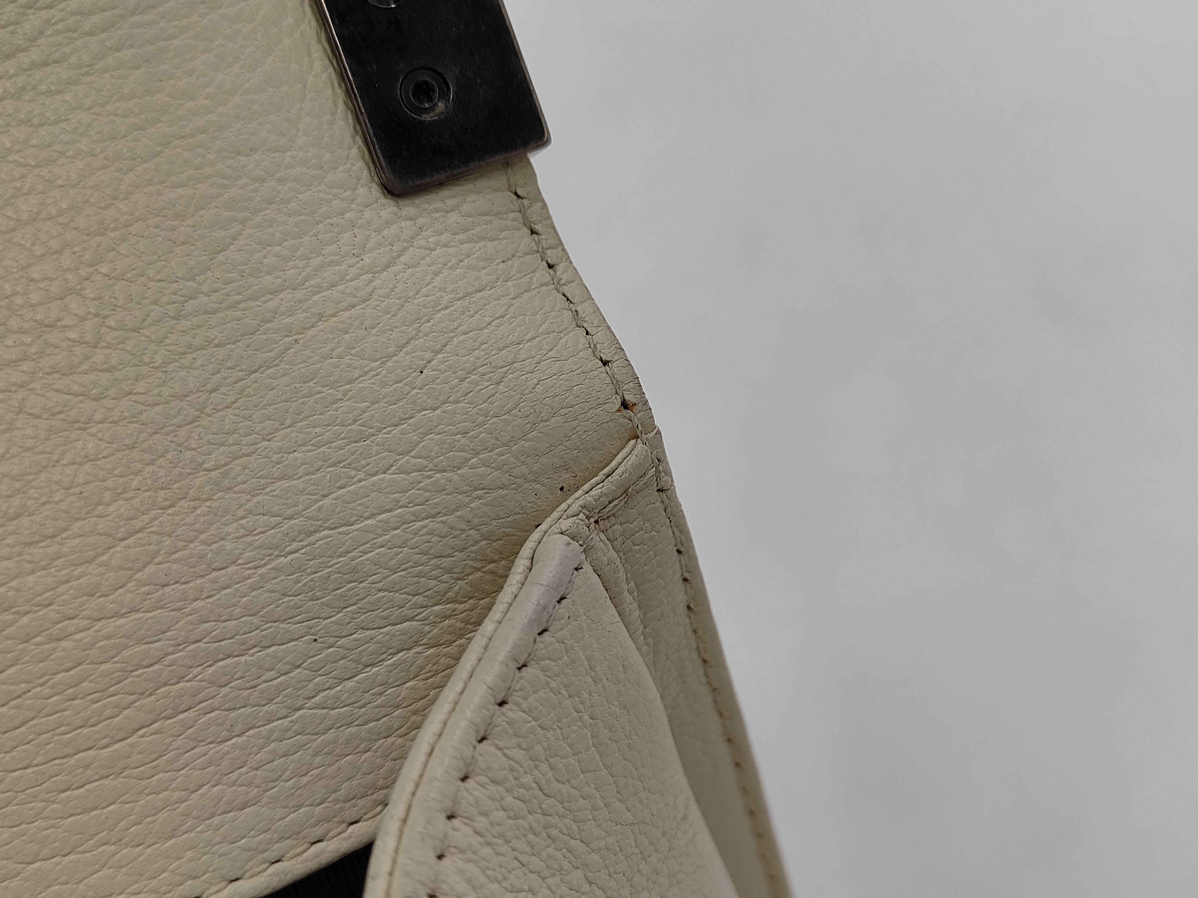 Boy Chanel White Shoulder Bag — view 10