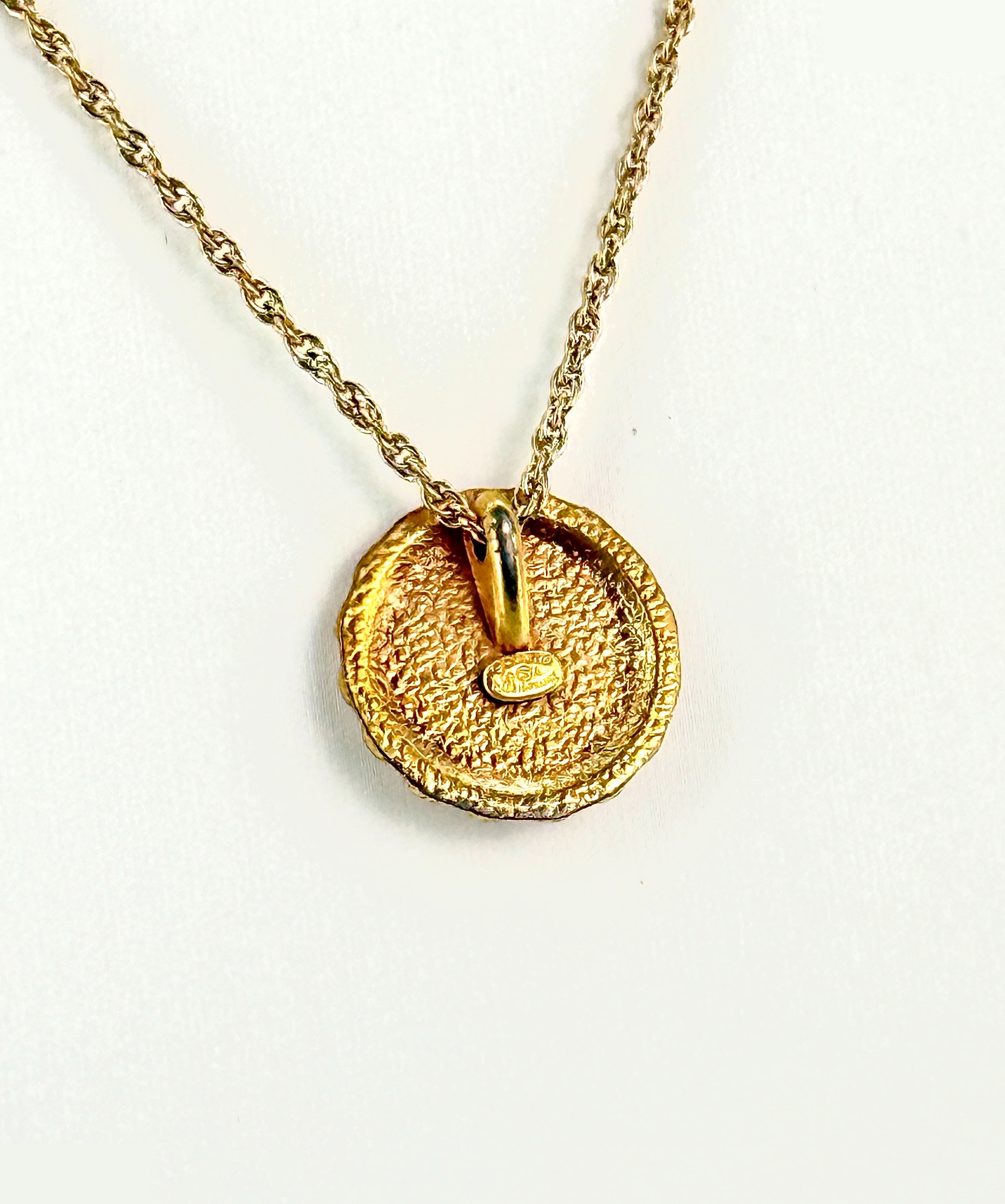 Logo, flower motif, color (precious metal), necklace, pendant — view 5