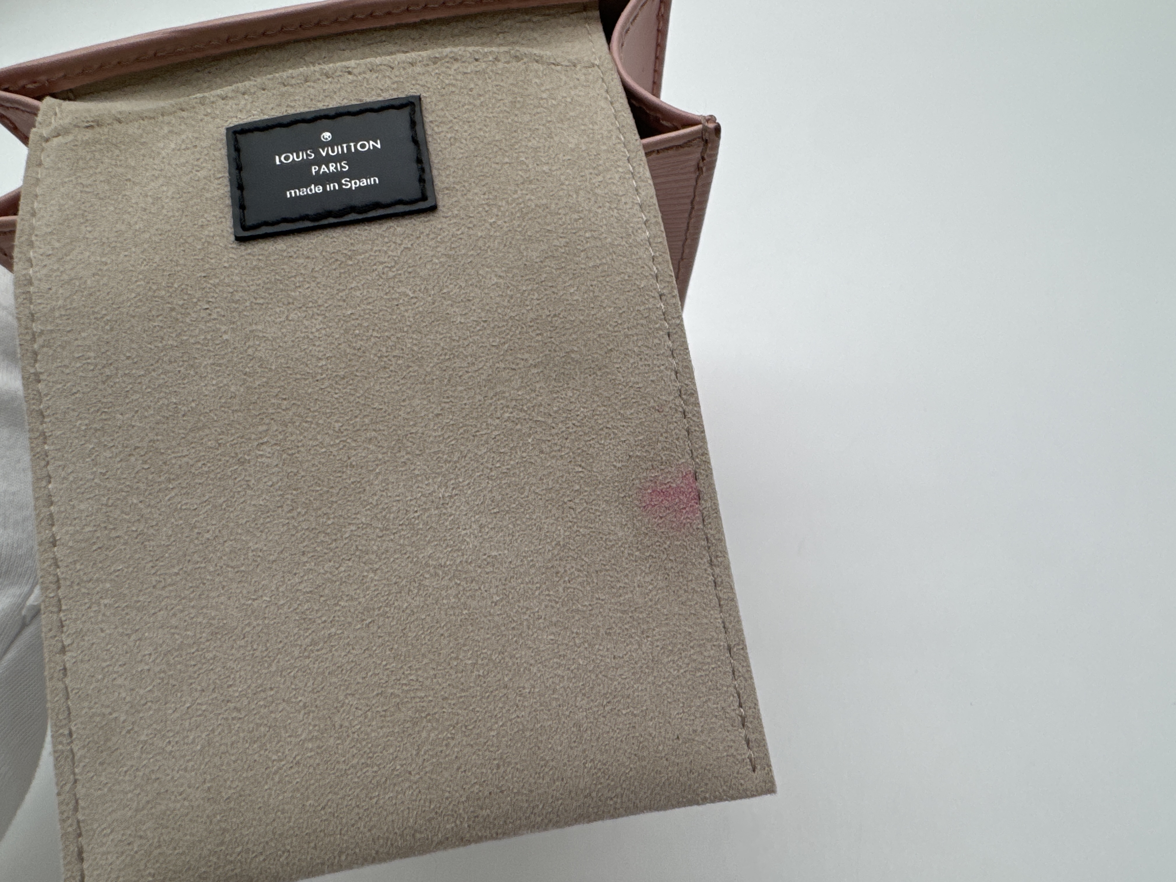 Epi Petite Sac Plat Shoulder Bag — view 12