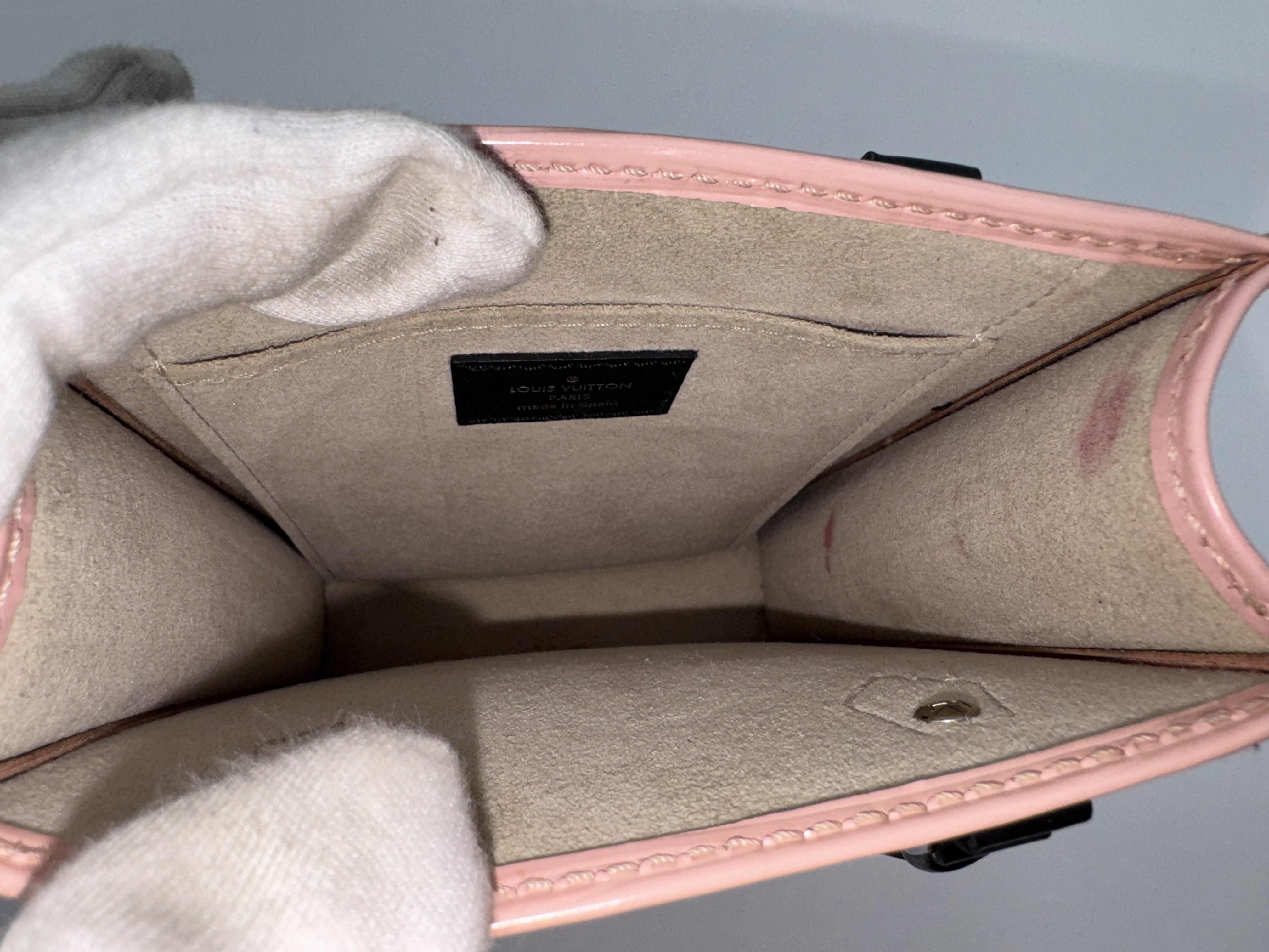Epi Petite Sac Plat Shoulder Bag — view 9