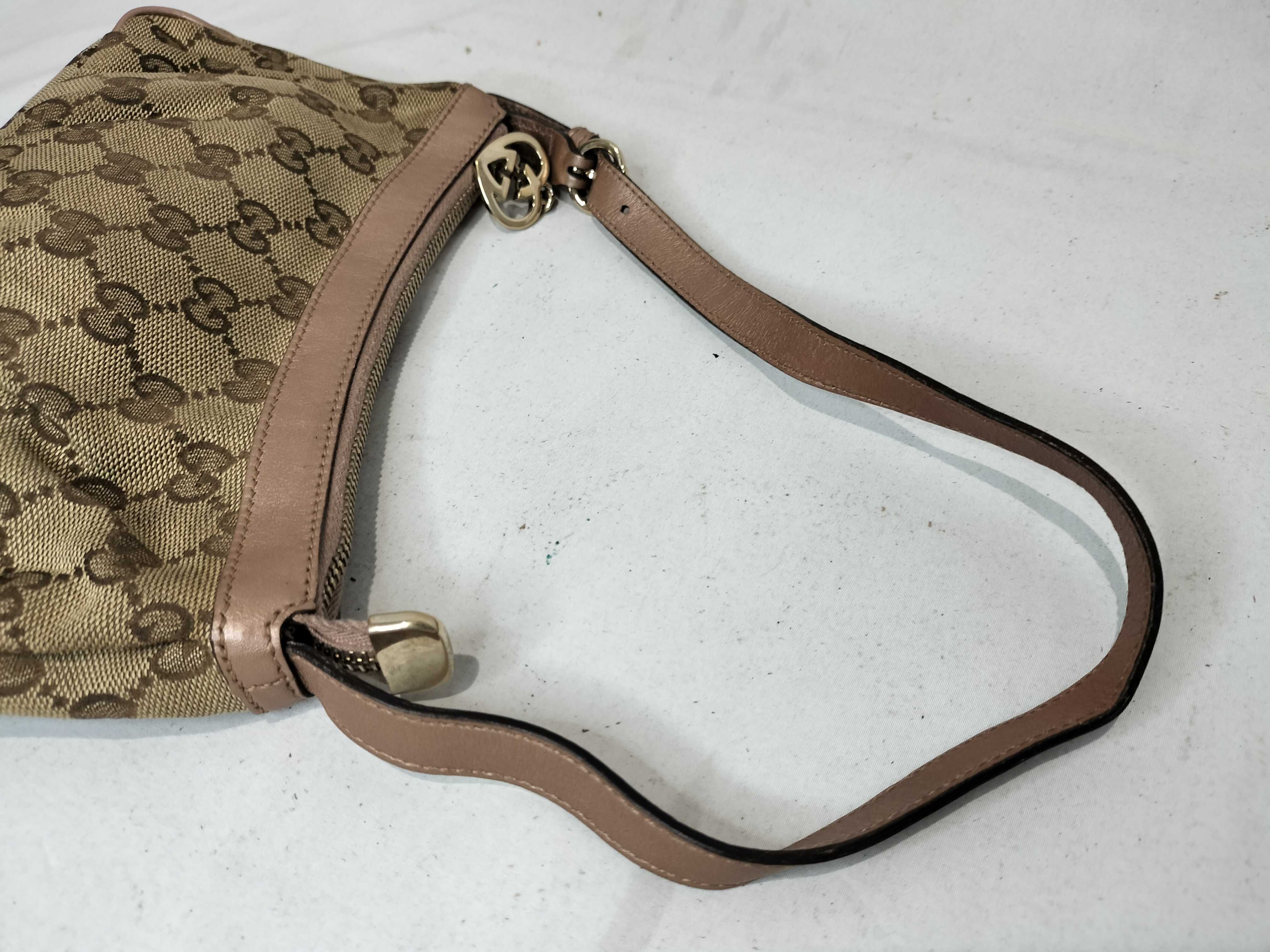 Pink Canvas GG Monogram Heart Zipper Pull Shoulder Bag No. 2 Handbag — view 3