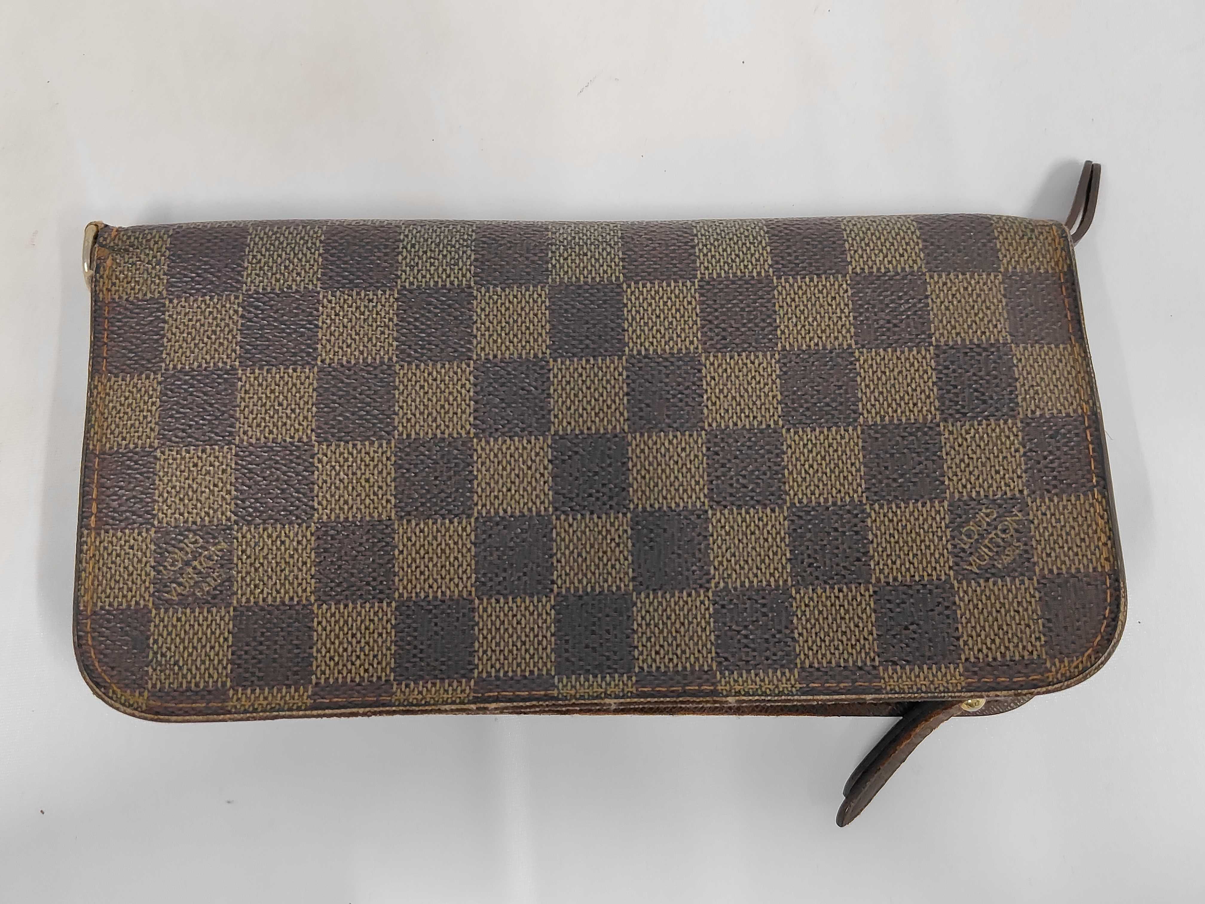 LV Long Wallet Damier Wallet