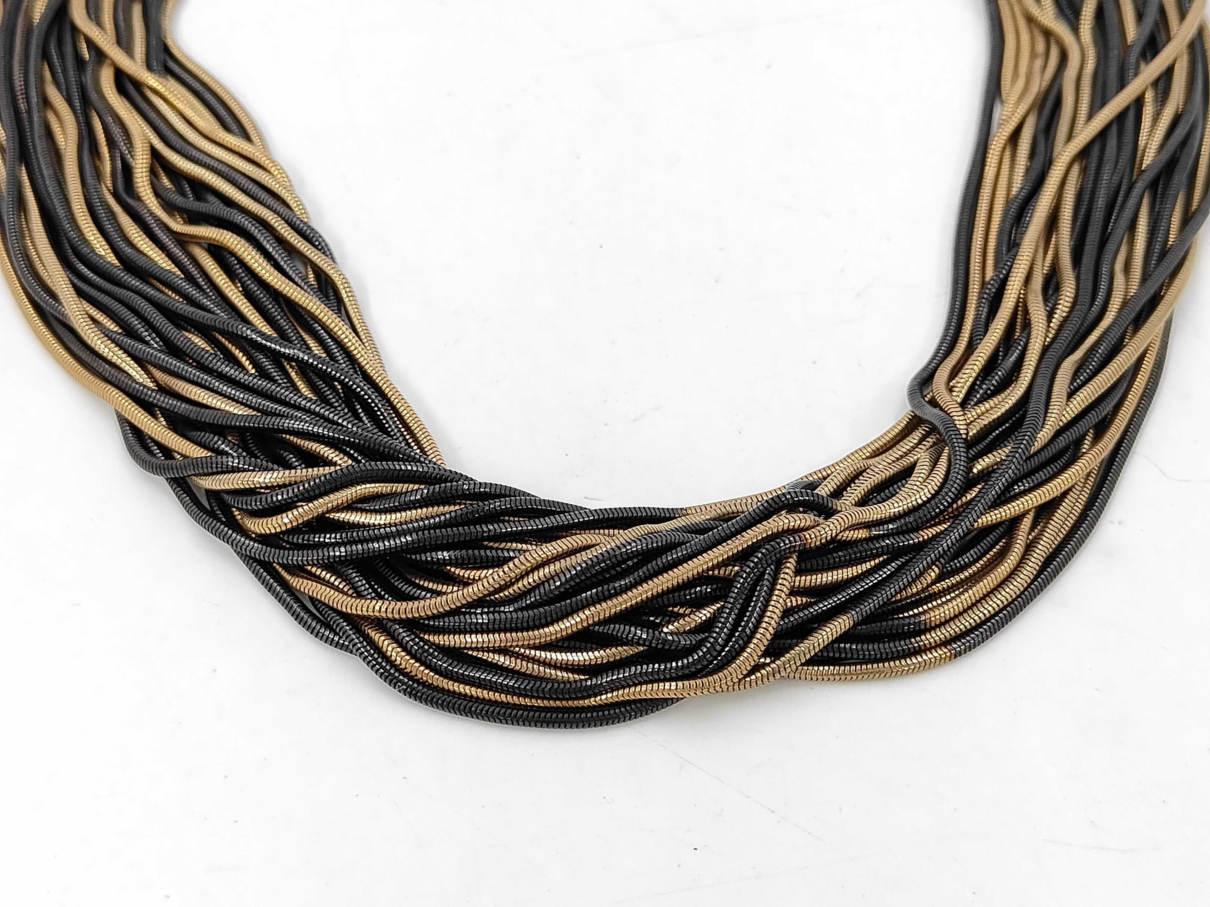 B11P Necklace, neck circumference approximately 50cm.