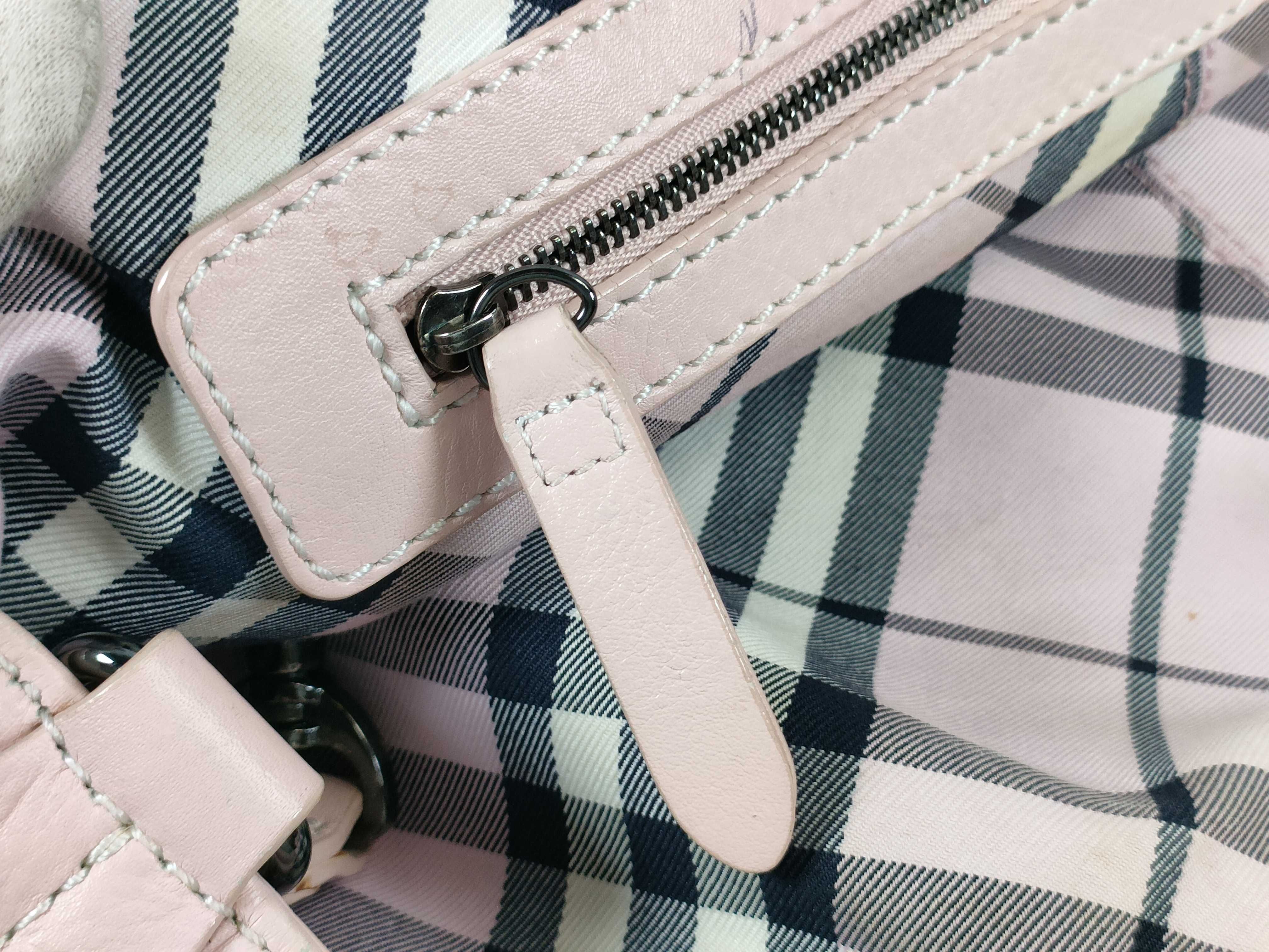 Blue Label Leather Bag / Check Interior Handbag — view 10