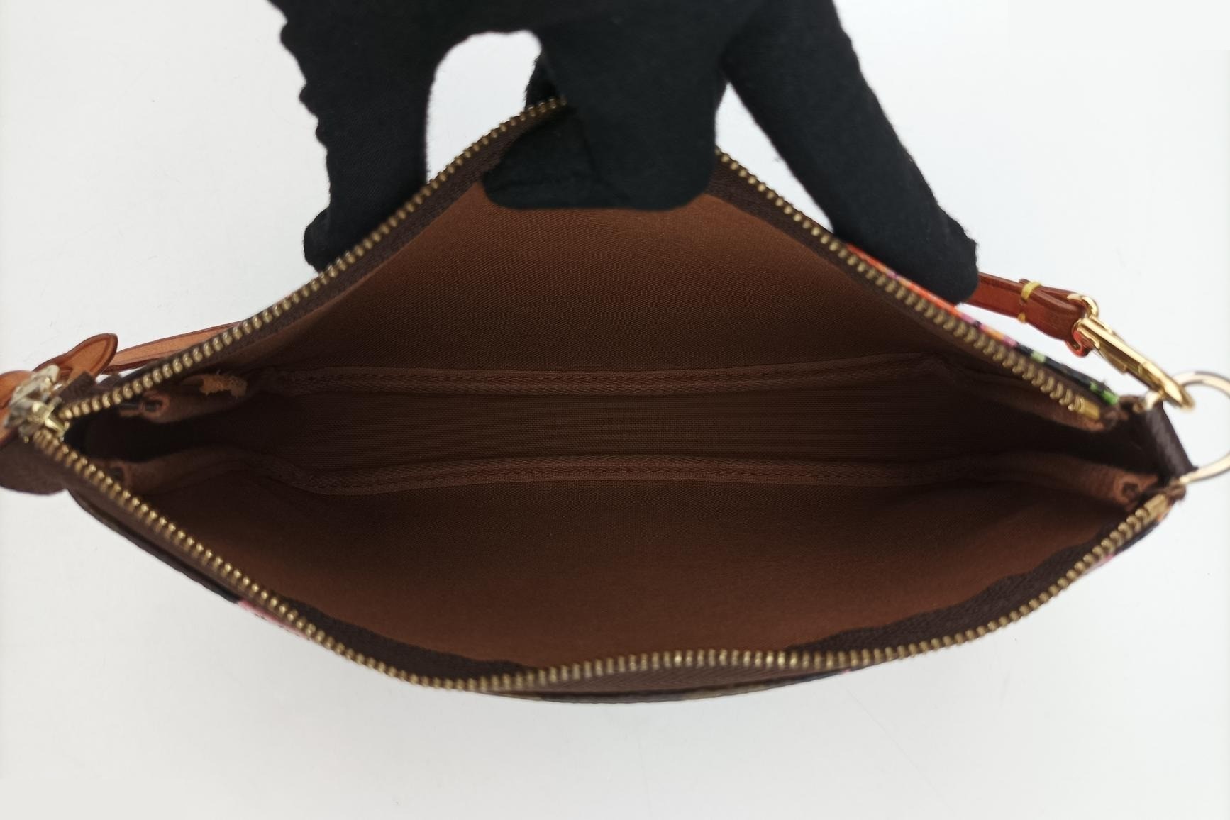 Pochette Accessoires Monogram Canvas Monogram/Brown x Multi — view 6