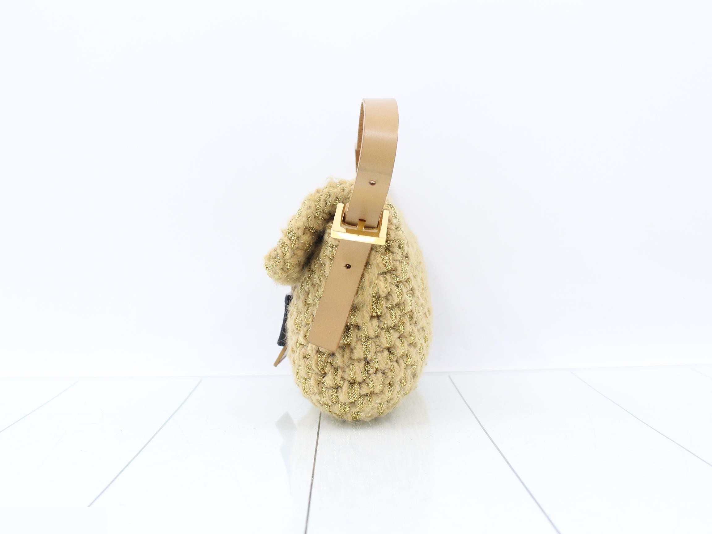 Baguette shoulder bag, knit, glitter, beige, calfskin, gold, wool — view 3
