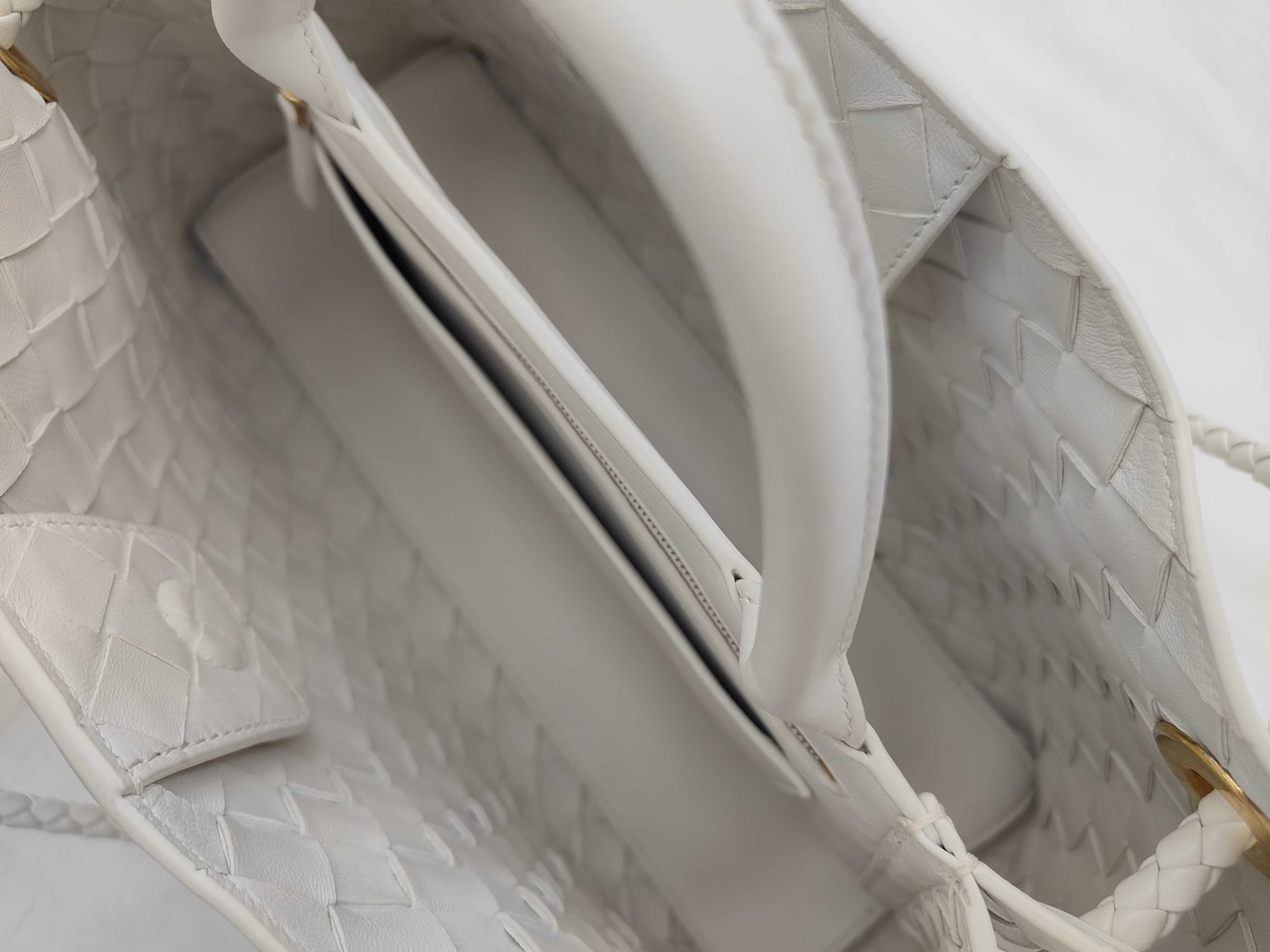 Intrecciato Andiamo Handbag — view 8
