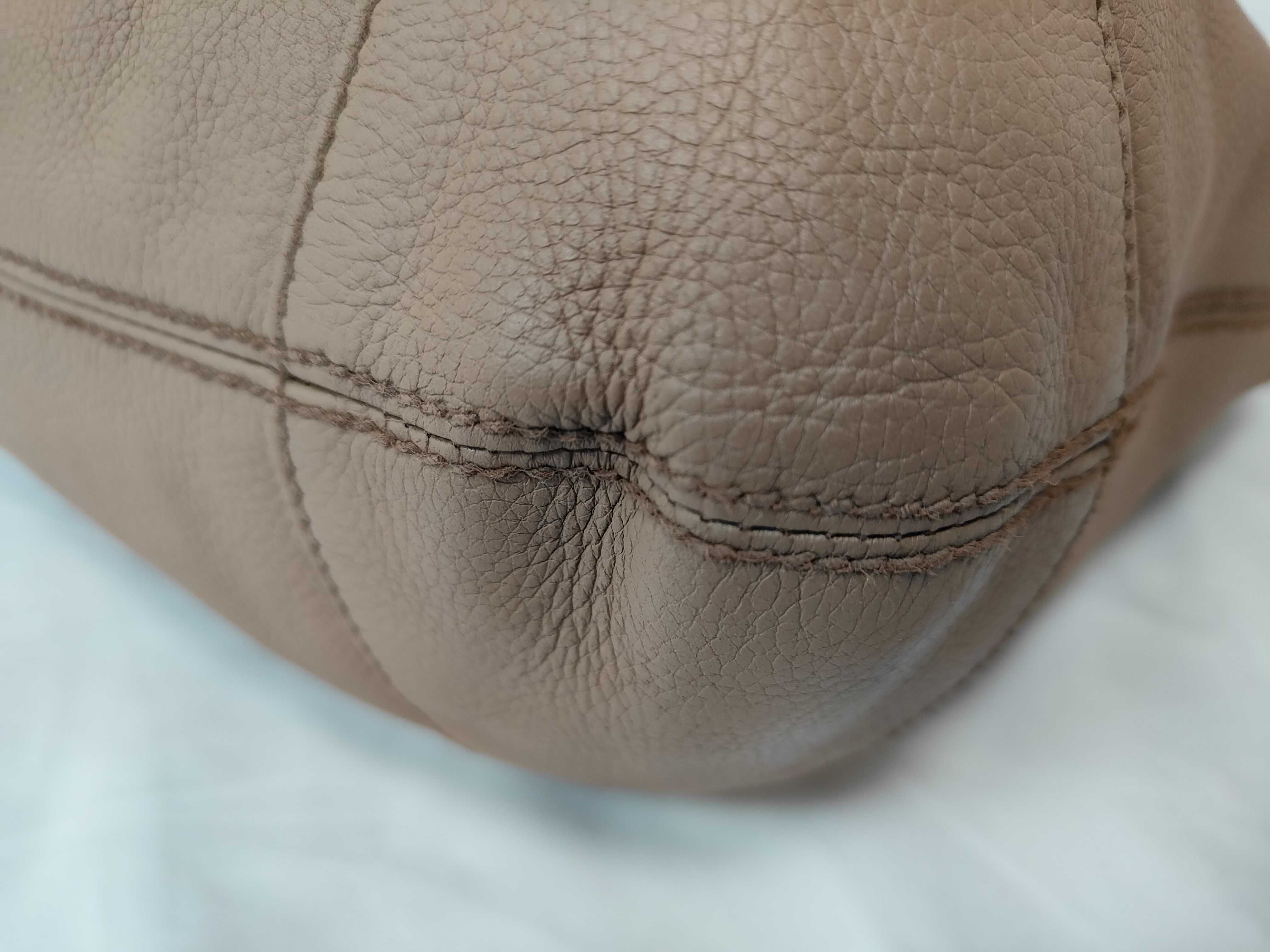 Soho Tassel Chain Shoulder Bag Brown — view 6